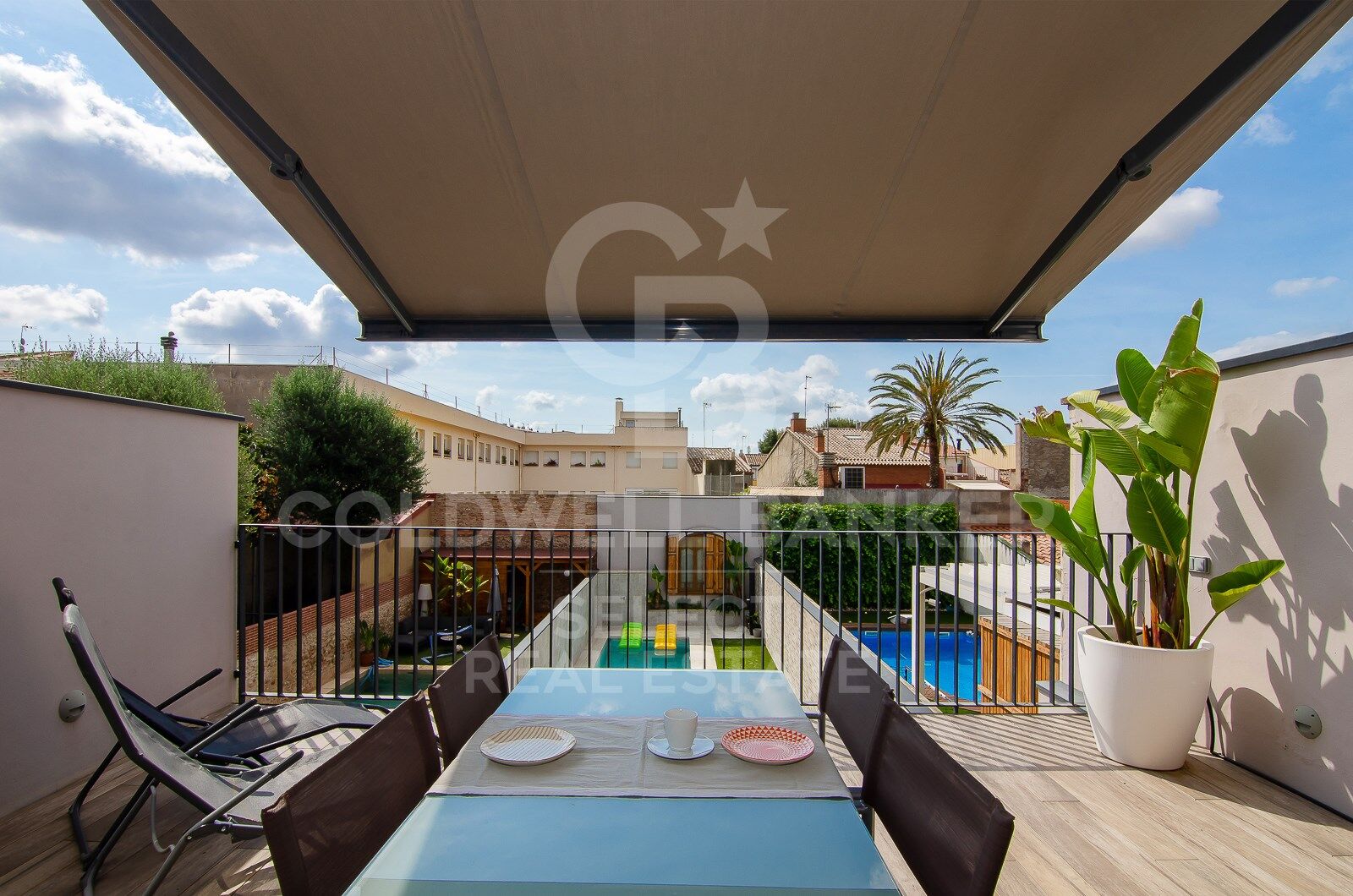 Hus i Sabadell, Barcelona, Spanien 3 sovrum, 347 kvm. Nr. 178584
