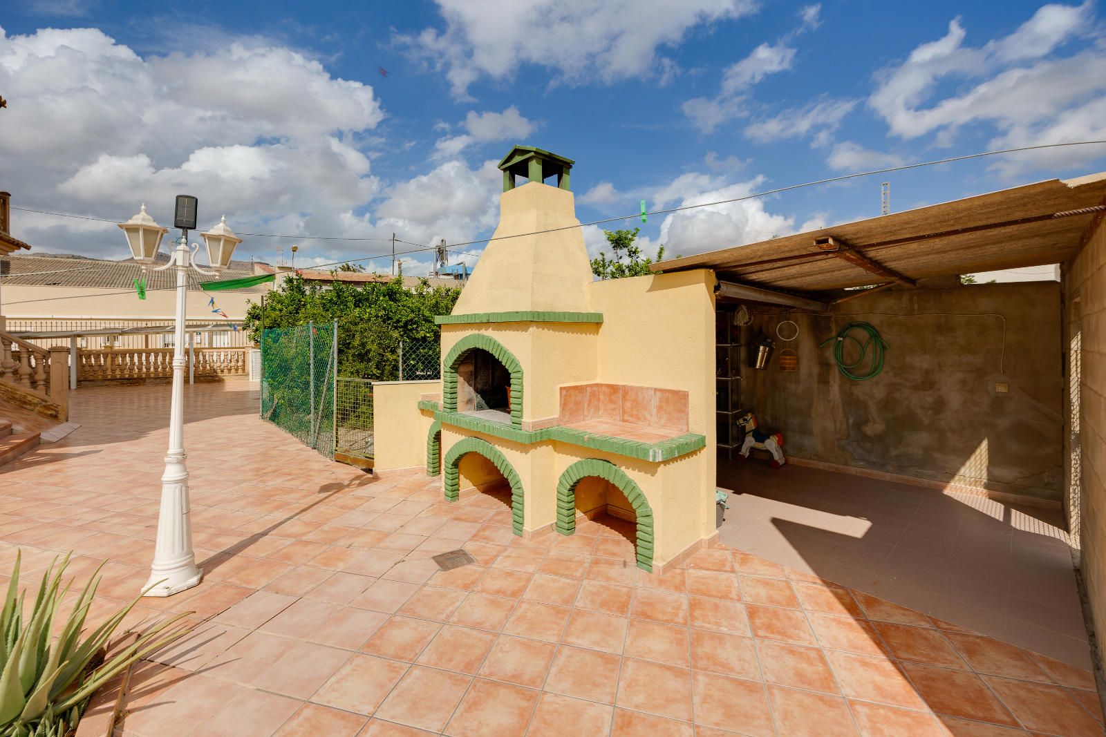 Villa i Hurchillo, Alicante, Spanien 7 sovrum, 737 kvm. Nr. 114635
