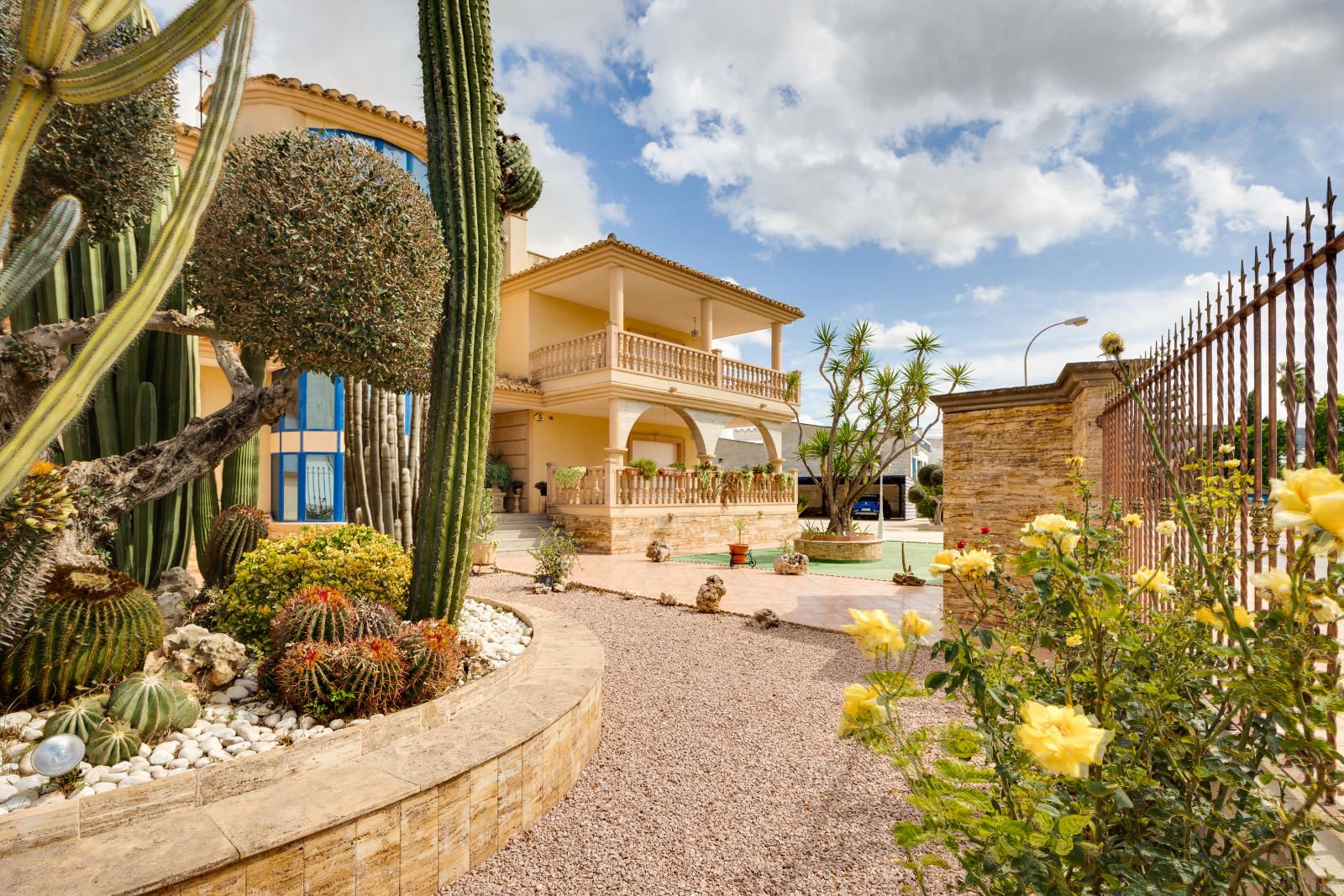 Villa i Hurchillo, Alicante, Spanien 7 sovrum, 737 kvm. Nr. 114635