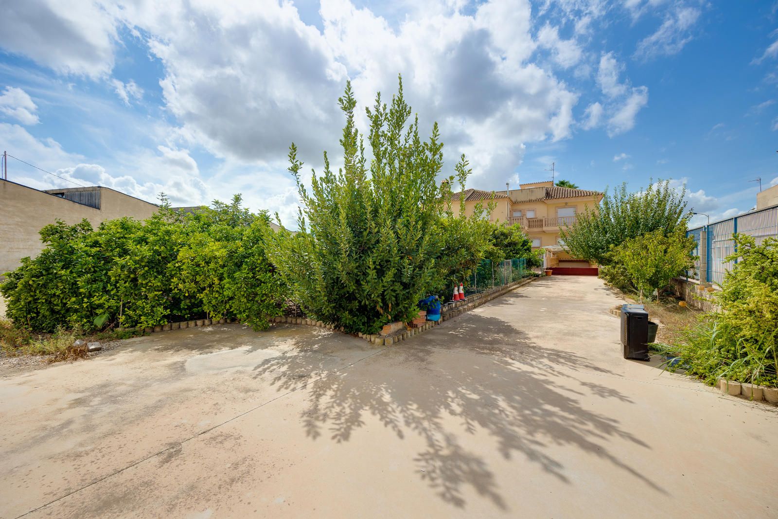 Villa i Hurchillo, Alicante, Spanien 7 sovrum, 737 kvm. Nr. 114635
