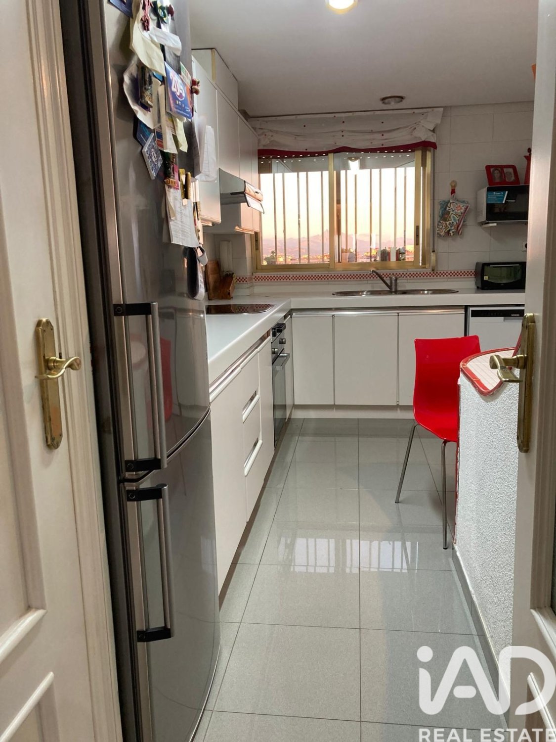Huoneisto Alicante, Espanja 3 makuuhuonetta, 152 m2 No. 195857