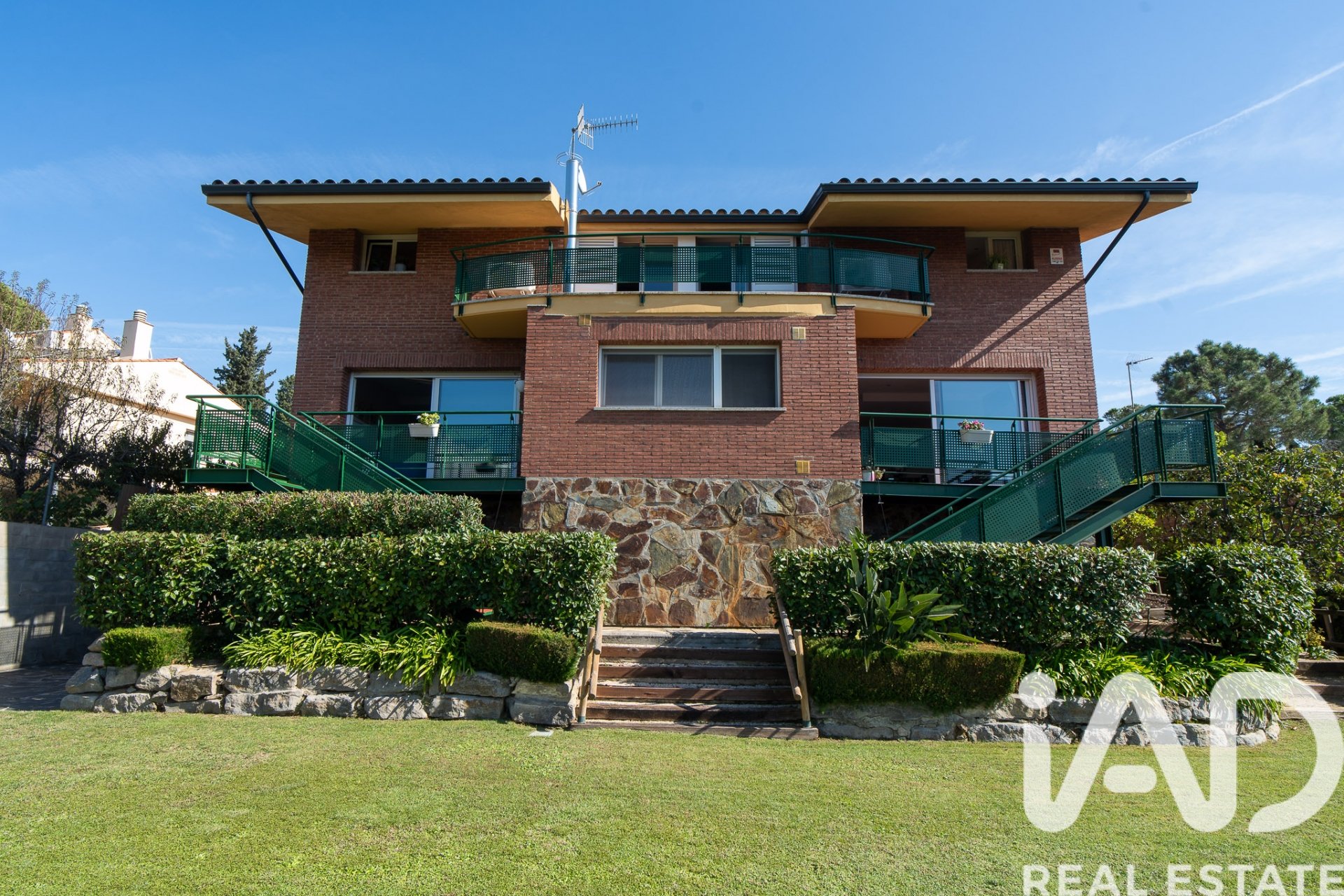 Talo Sant Vicenc De Montalt, Barcelona, Espanja 7 makuuhuonetta, 531 m2 No. 195860