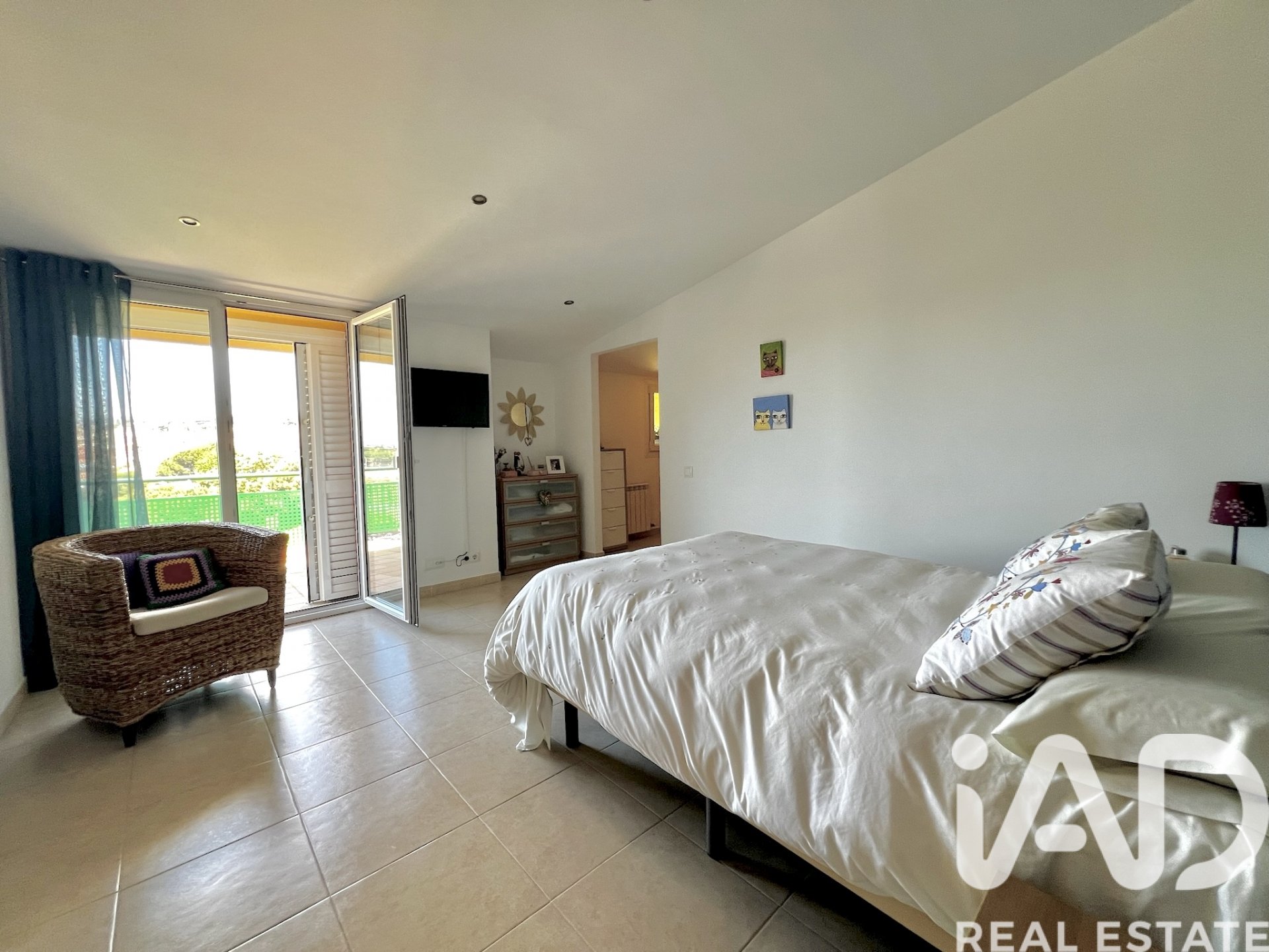 Talo Sant Vicenc De Montalt, Barcelona, Espanja 7 makuuhuonetta, 531 m2 No. 195860