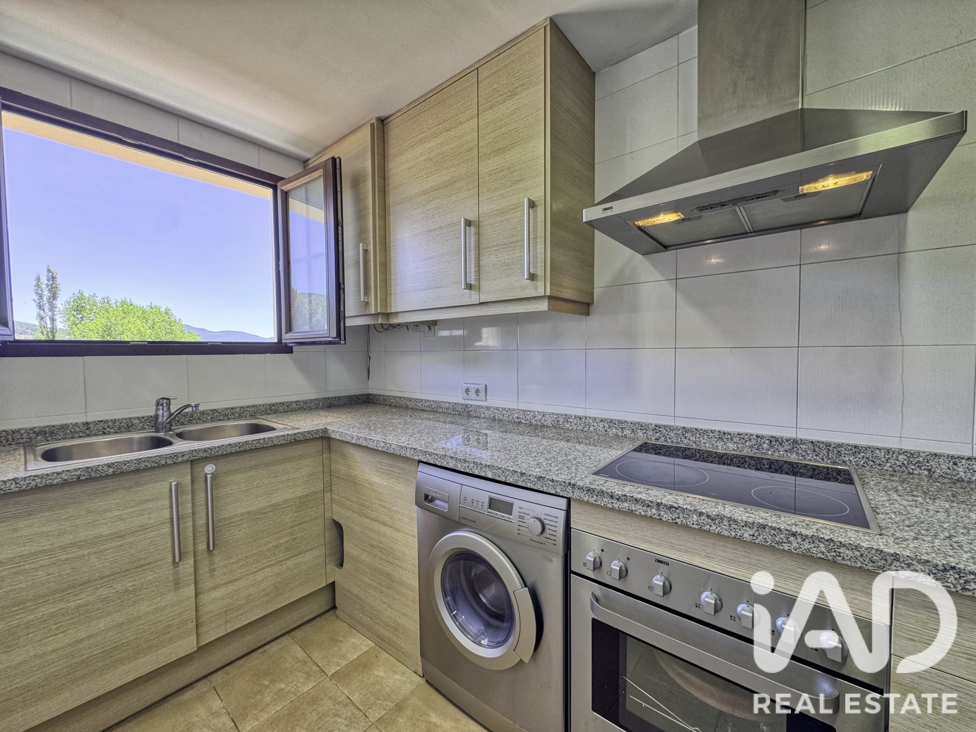 Penthouse in Teruel, Spain 2 bedrooms, 99 sq.m. No. 195080