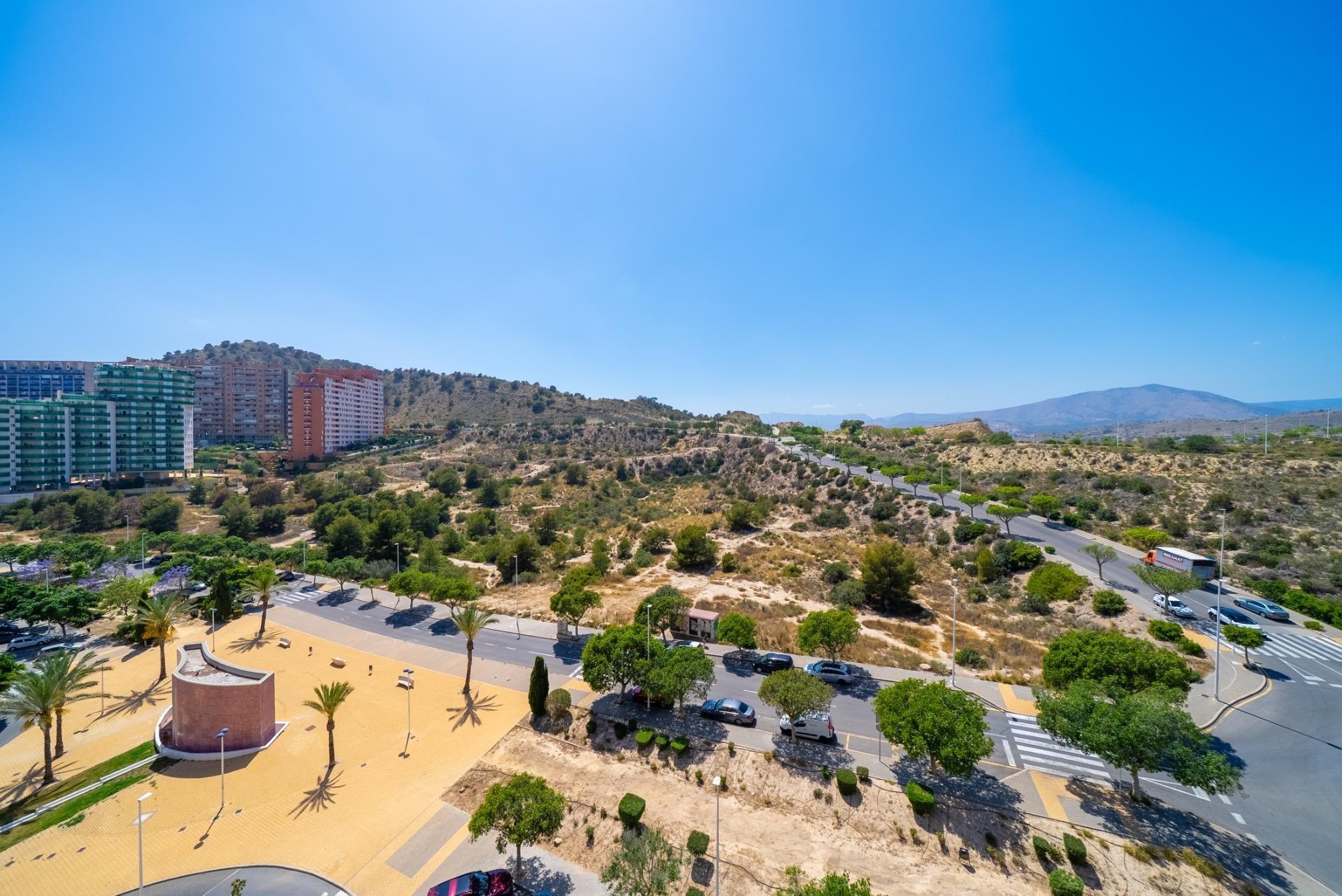 Kattohuoneisto Finestrat, Alicante, Espanja 2 makuuhuonetta, 114 m2 No. 165577
