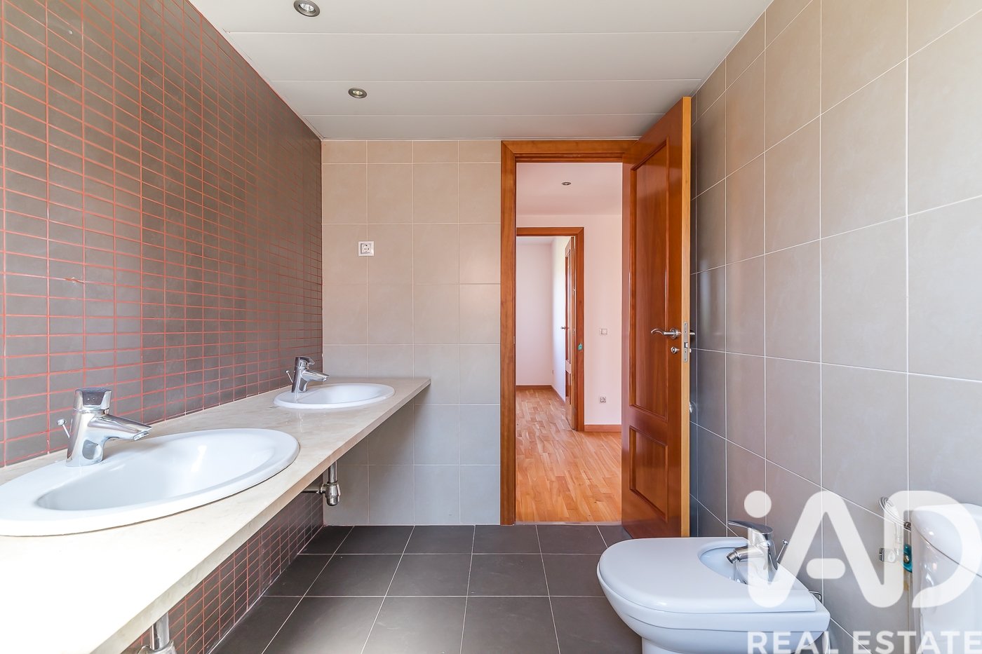 Сasa en Arroyomolinos, Madrid, España 5 dormitorios, 421 m2 No. 188081