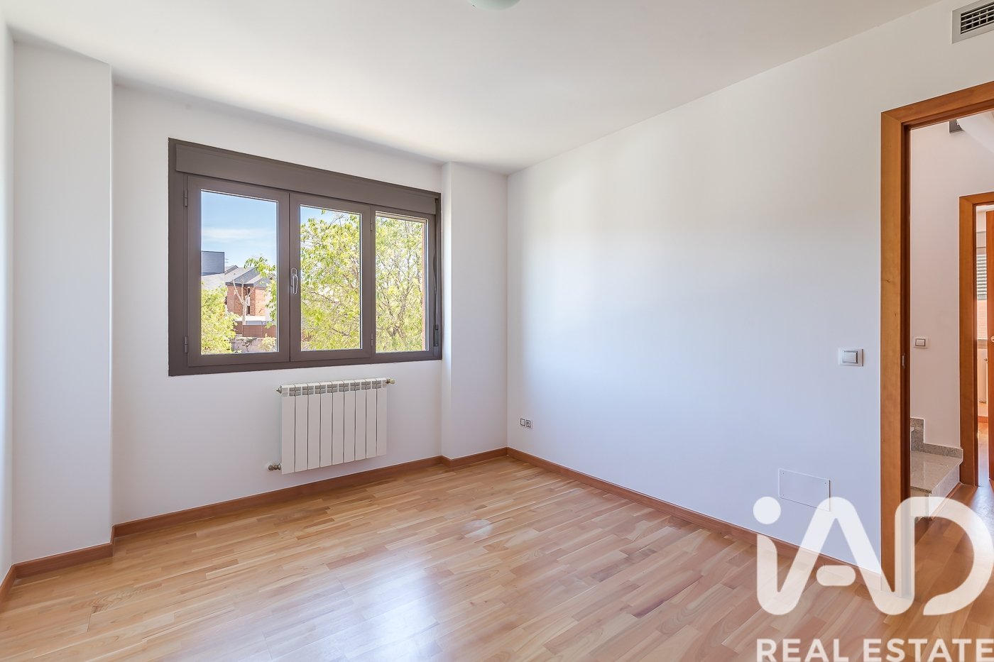 Сasa en Arroyomolinos, Madrid, España 5 dormitorios, 421 m2 No. 188081