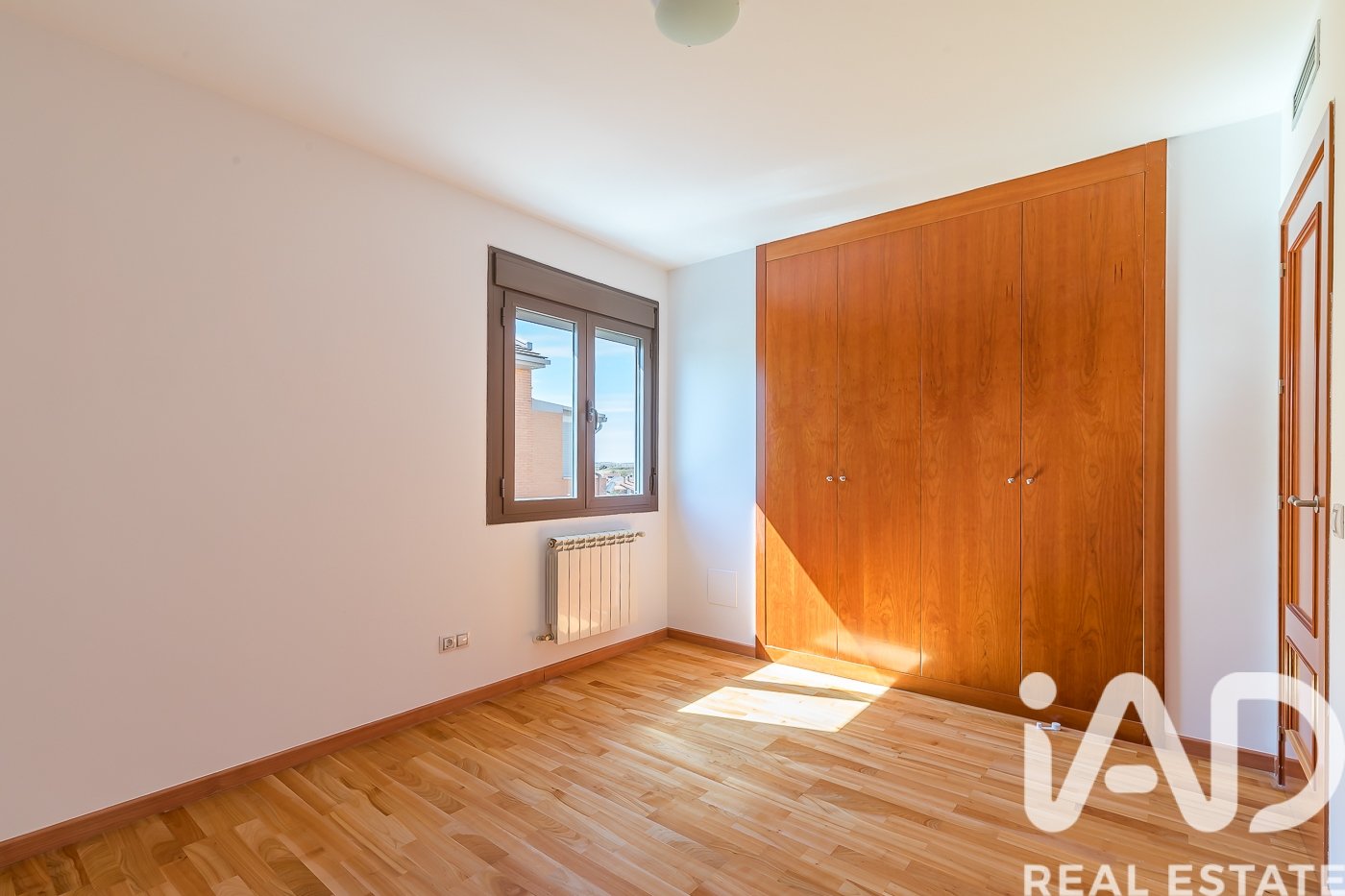 Сasa en Arroyomolinos, Madrid, España 5 dormitorios, 421 m2 No. 188081