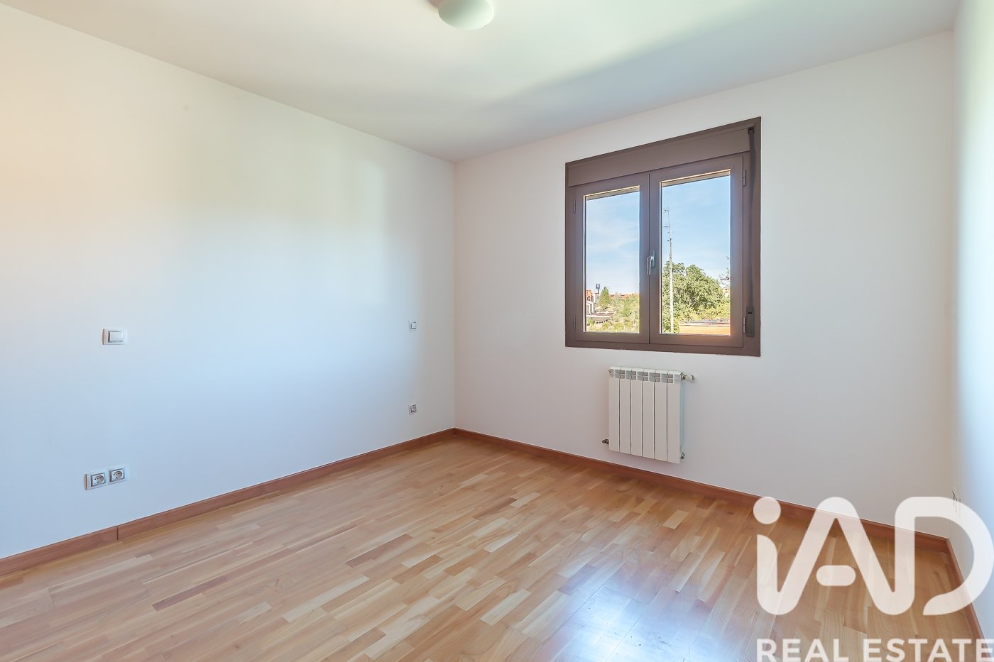 Сasa en Arroyomolinos, Madrid, España 5 dormitorios, 421 m2 No. 188081