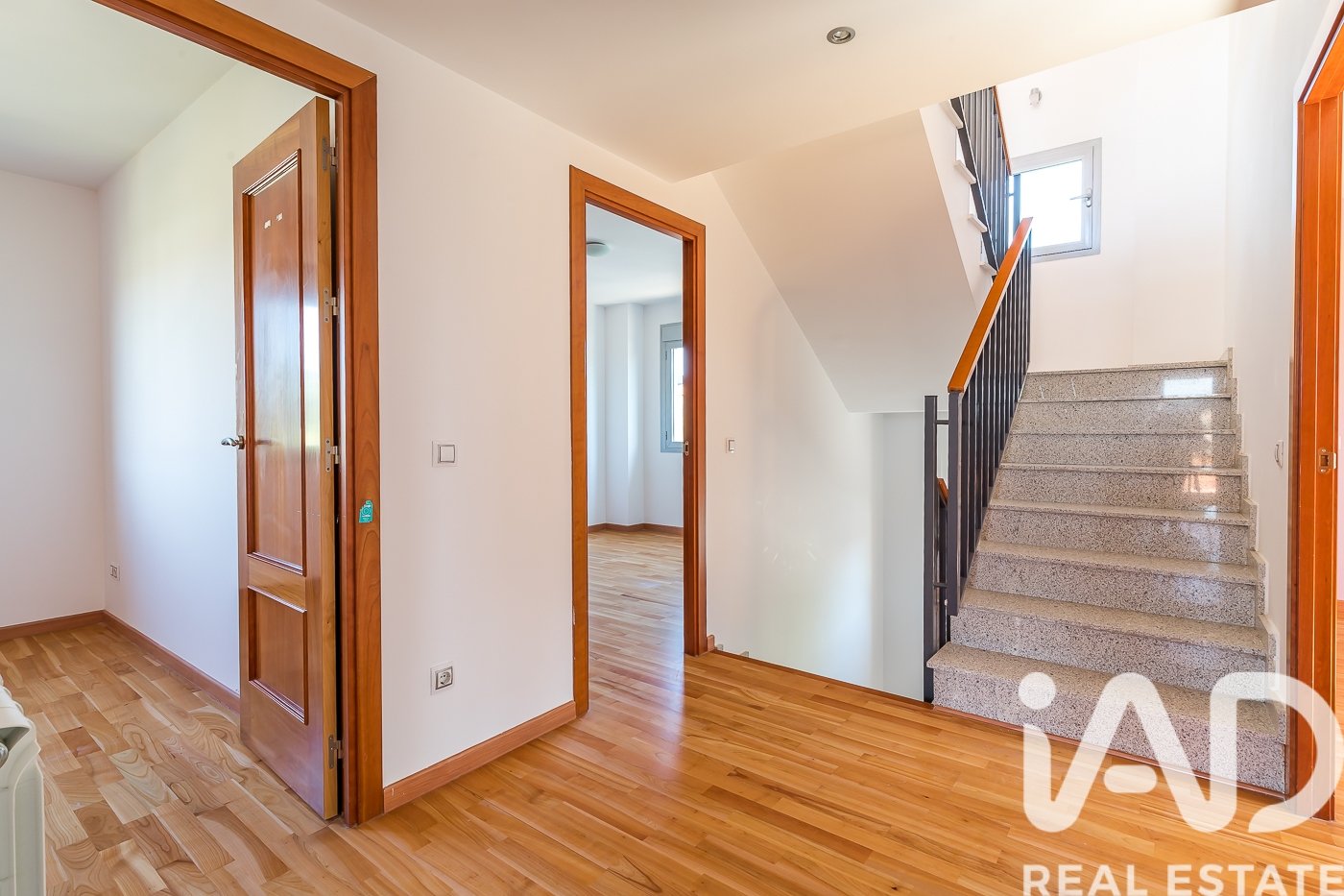 Сasa en Arroyomolinos, Madrid, España 5 dormitorios, 421 m2 No. 188081