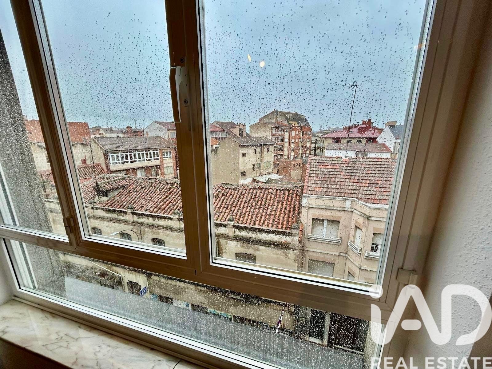 Apartment à La Baneza, Leon, Espagne 5 chambres, 174 m2 No. 185048
