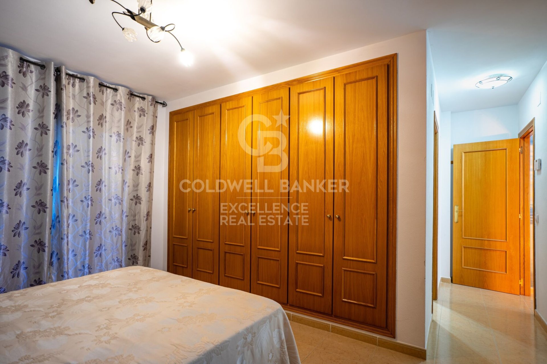 Townhouse in Castellon de la Plana, Castellon, Spain 5 bedrooms, 198 sq.m. No. 157103