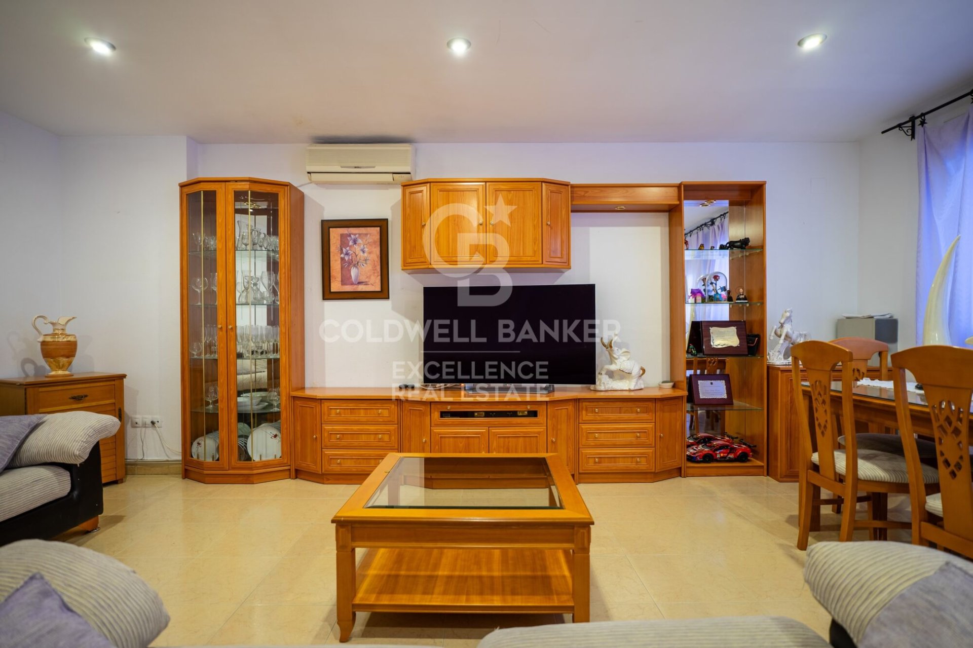 Townhouse in Castellon de la Plana, Castellon, Spain 5 bedrooms, 198 sq.m. No. 157103