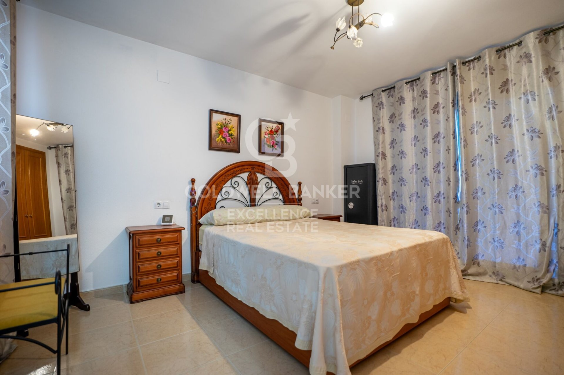 Townhouse in Castellon de la Plana, Castellon, Spain 5 bedrooms, 198 sq.m. No. 157103