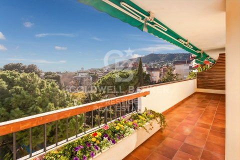 Apartamento en Barcelona, España 6 dormitorios, 228 m2 No. 157104