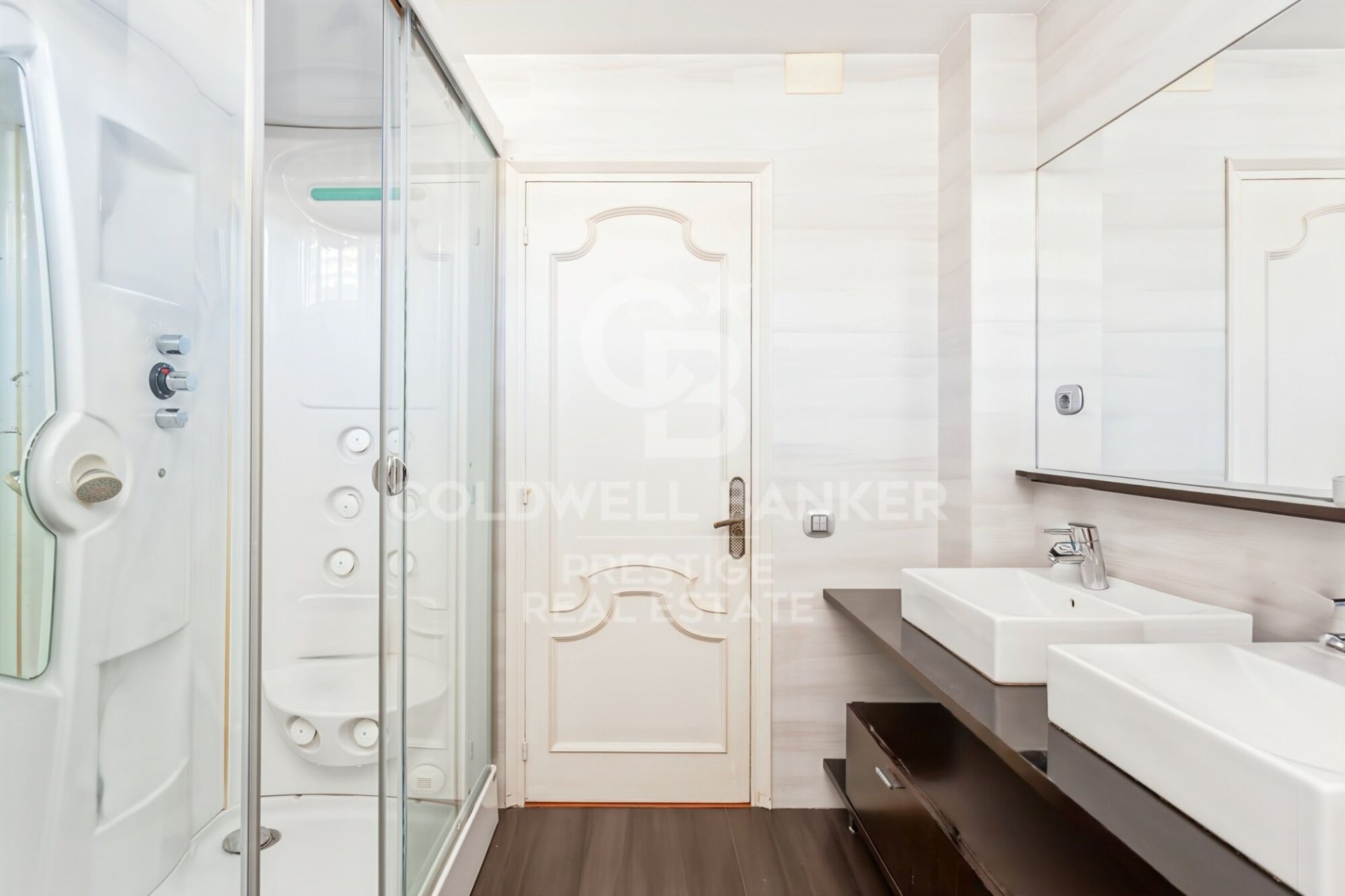 Apartament w Barcelona, Hiszpania 6 sypialni, 228 mkw. nr 157104