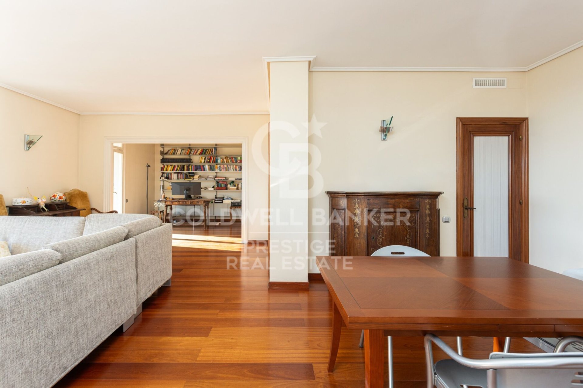 Apartament w Barcelona, Hiszpania 6 sypialni, 228 mkw. nr 157104