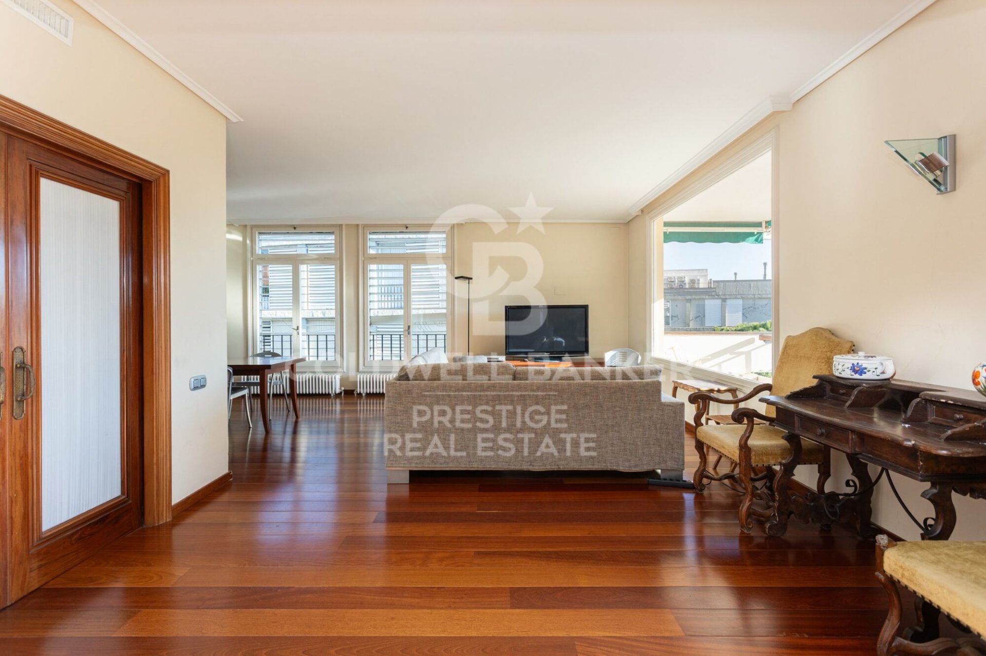 Apartament w Barcelona, Hiszpania 6 sypialni, 228 mkw. nr 157104