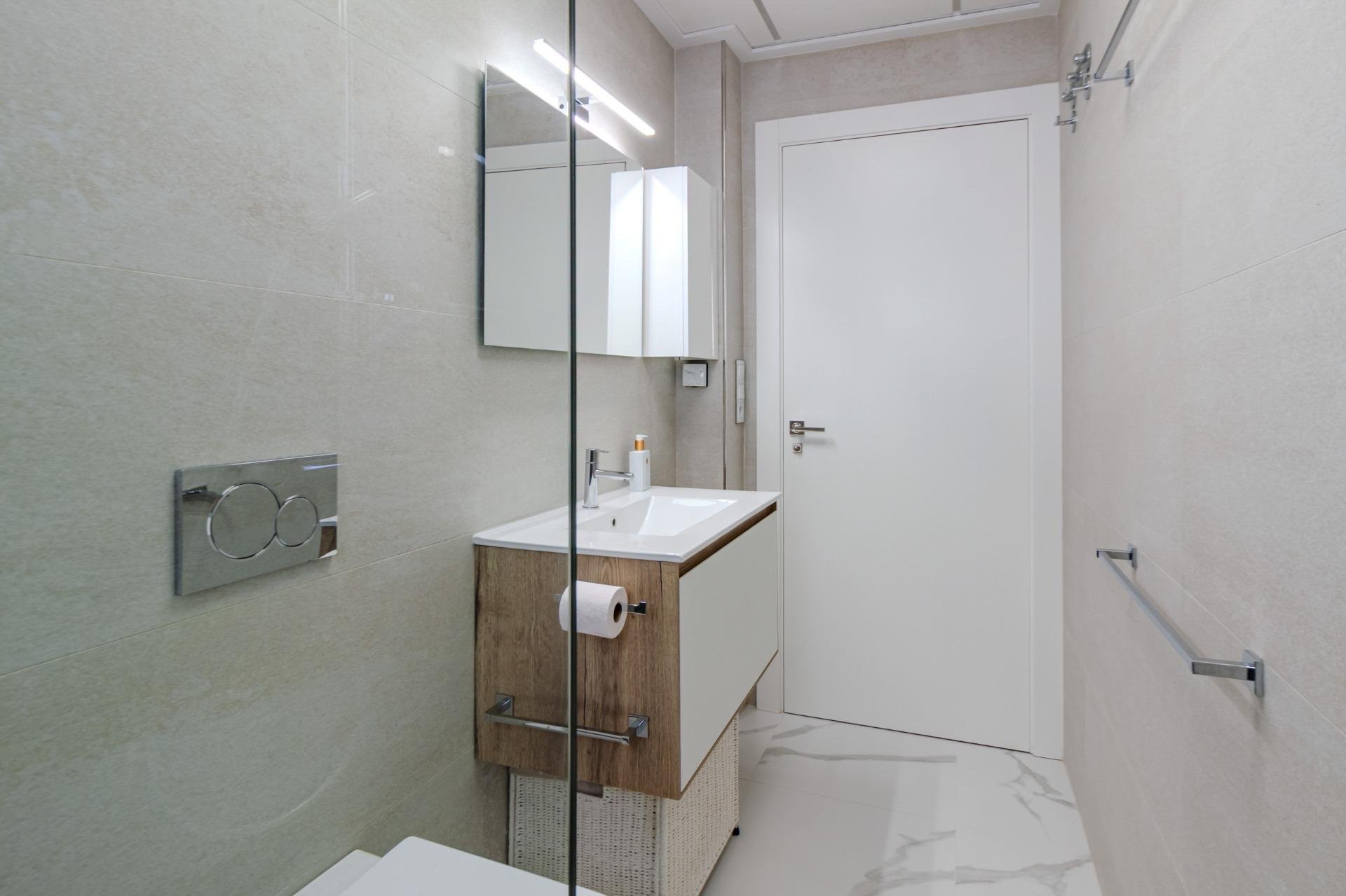Appartamento a San Miguel de Salinas, Alicante, Spagna 2 camere da letto, 101 mq. N° 189011