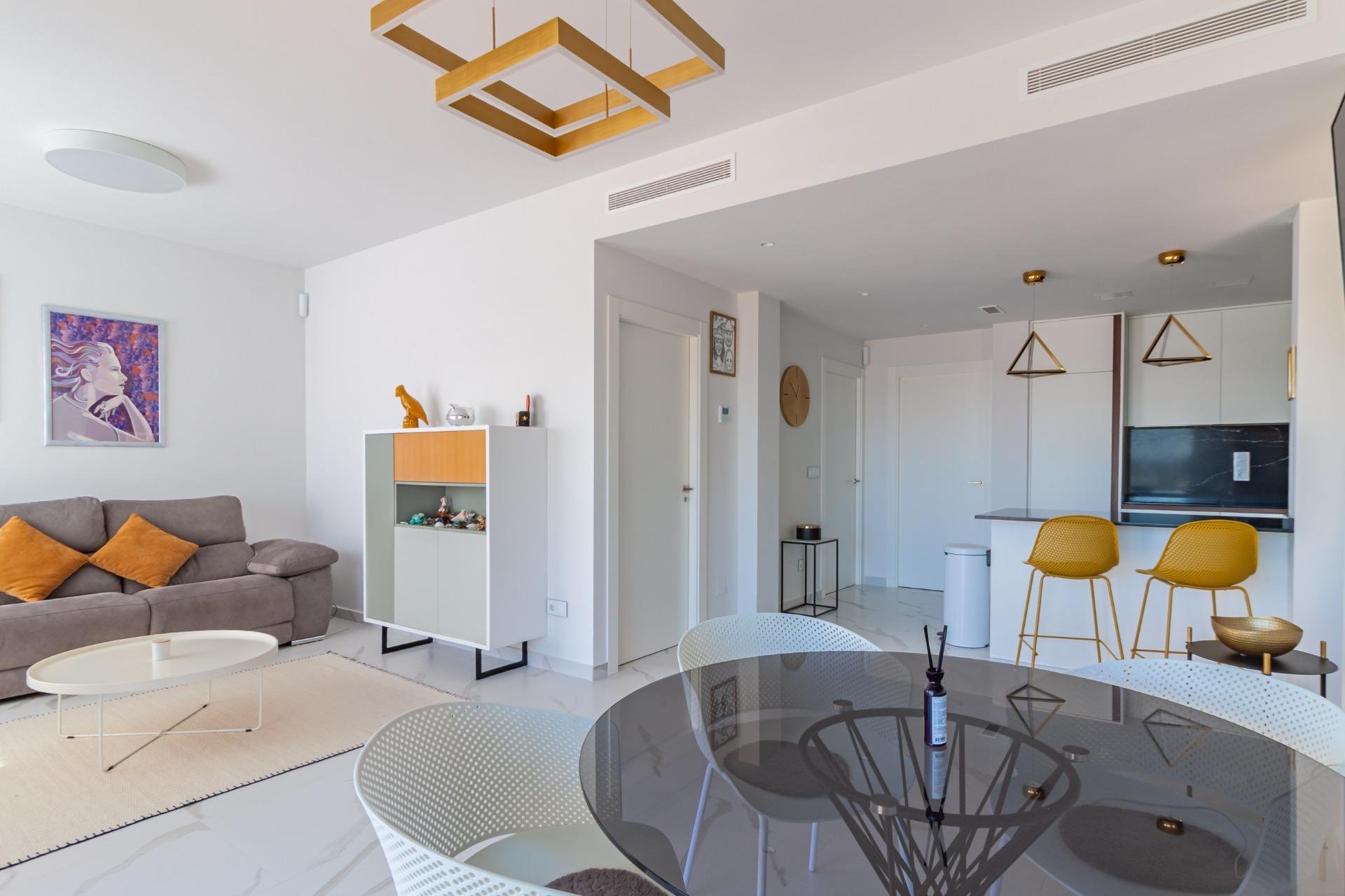 Appartamento a San Miguel de Salinas, Alicante, Spagna 2 camere da letto, 101 mq. N° 189011