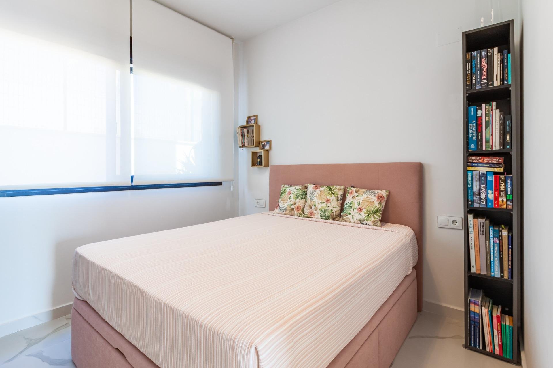 Appartamento a San Miguel de Salinas, Alicante, Spagna 2 camere da letto, 101 mq. N° 189011