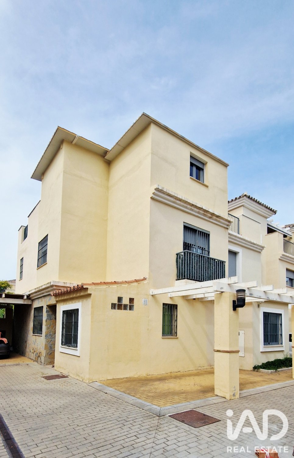 Townhouse in Malaga, Spain 4 bedrooms, 228 sq.m. No. 187899