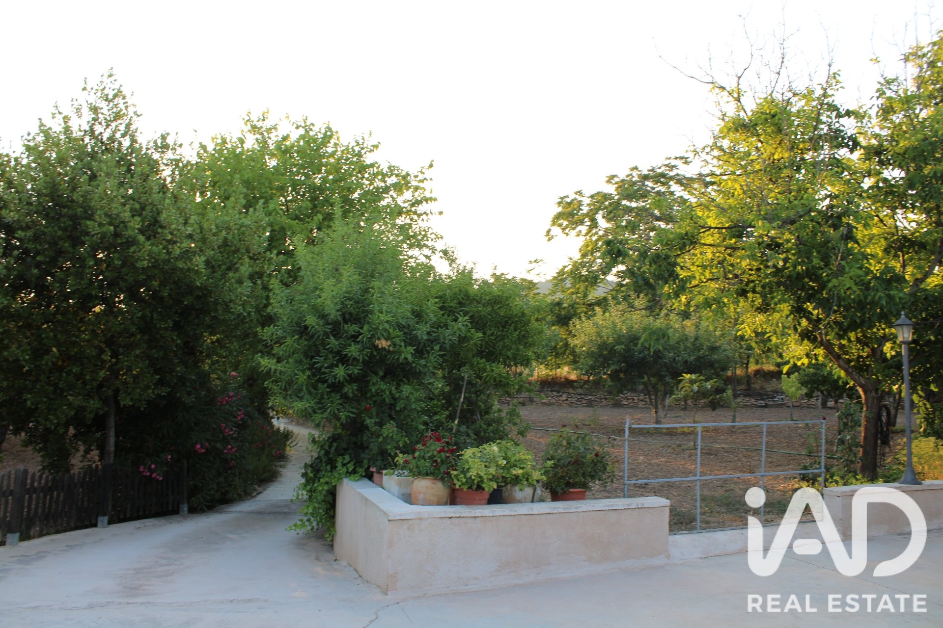 House in Onil, Alicante, Spain 4 bedrooms, 140 sq.m. No. 187901