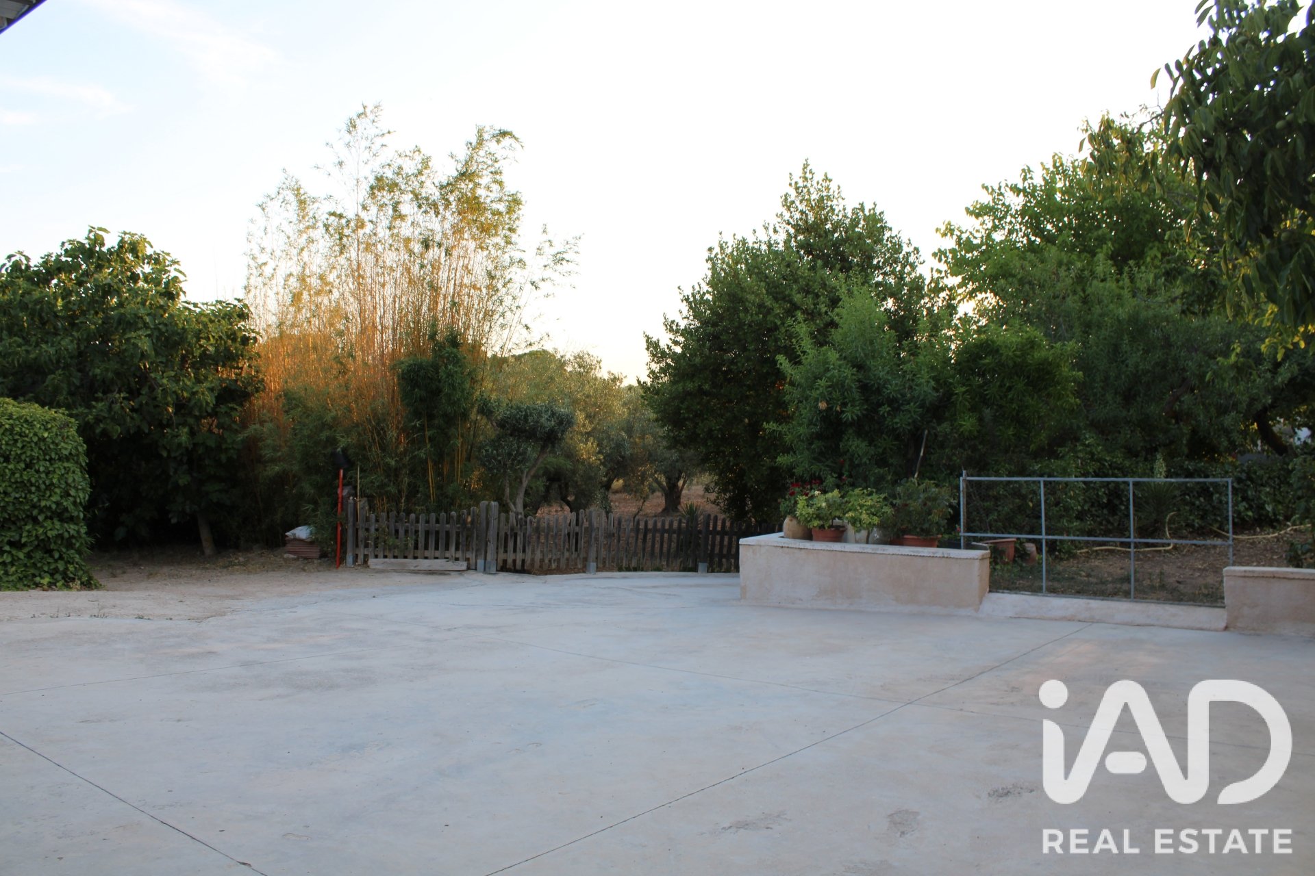 House in Onil, Alicante, Spain 4 bedrooms, 140 sq.m. No. 187901