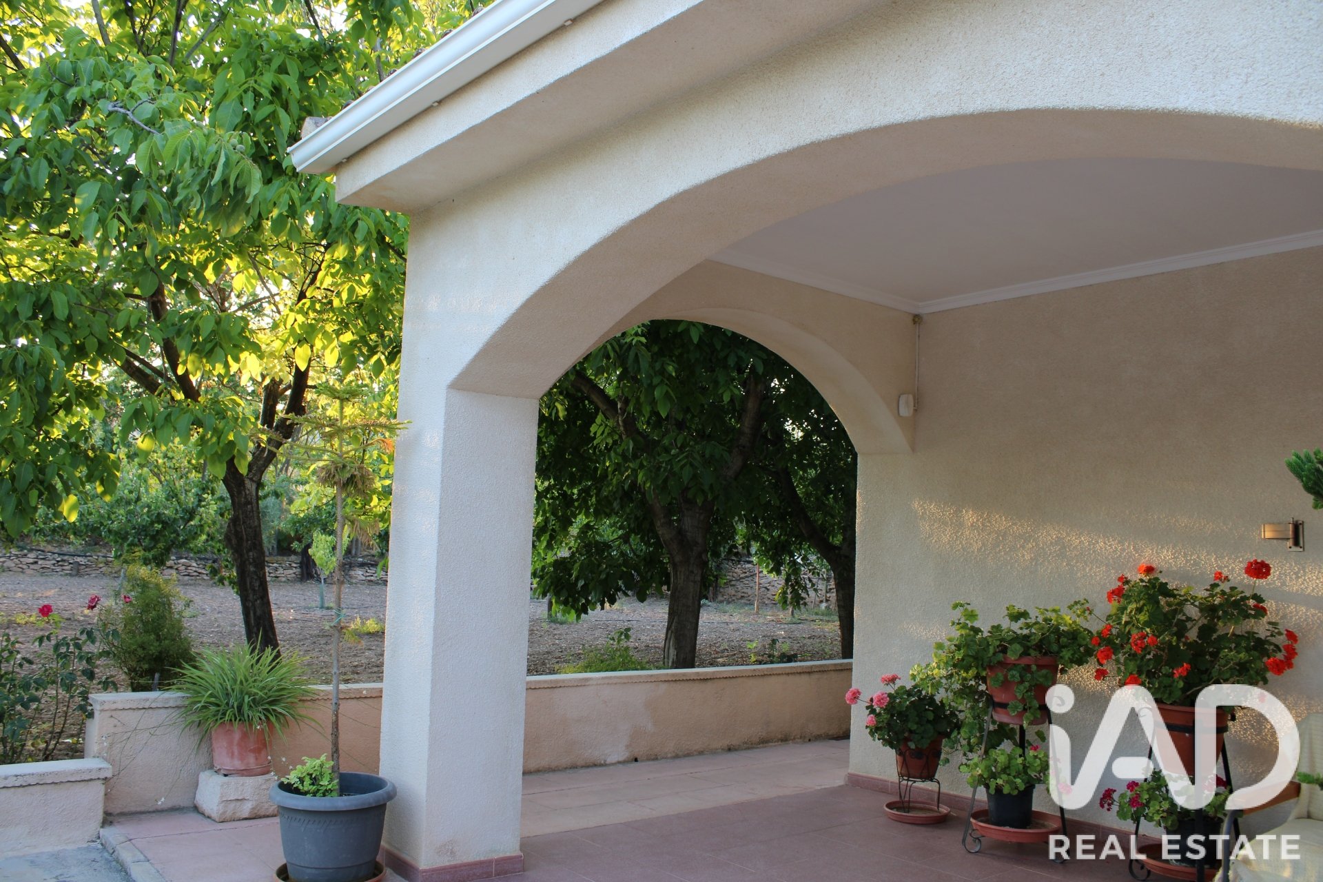House in Onil, Alicante, Spain 4 bedrooms, 140 sq.m. No. 187901