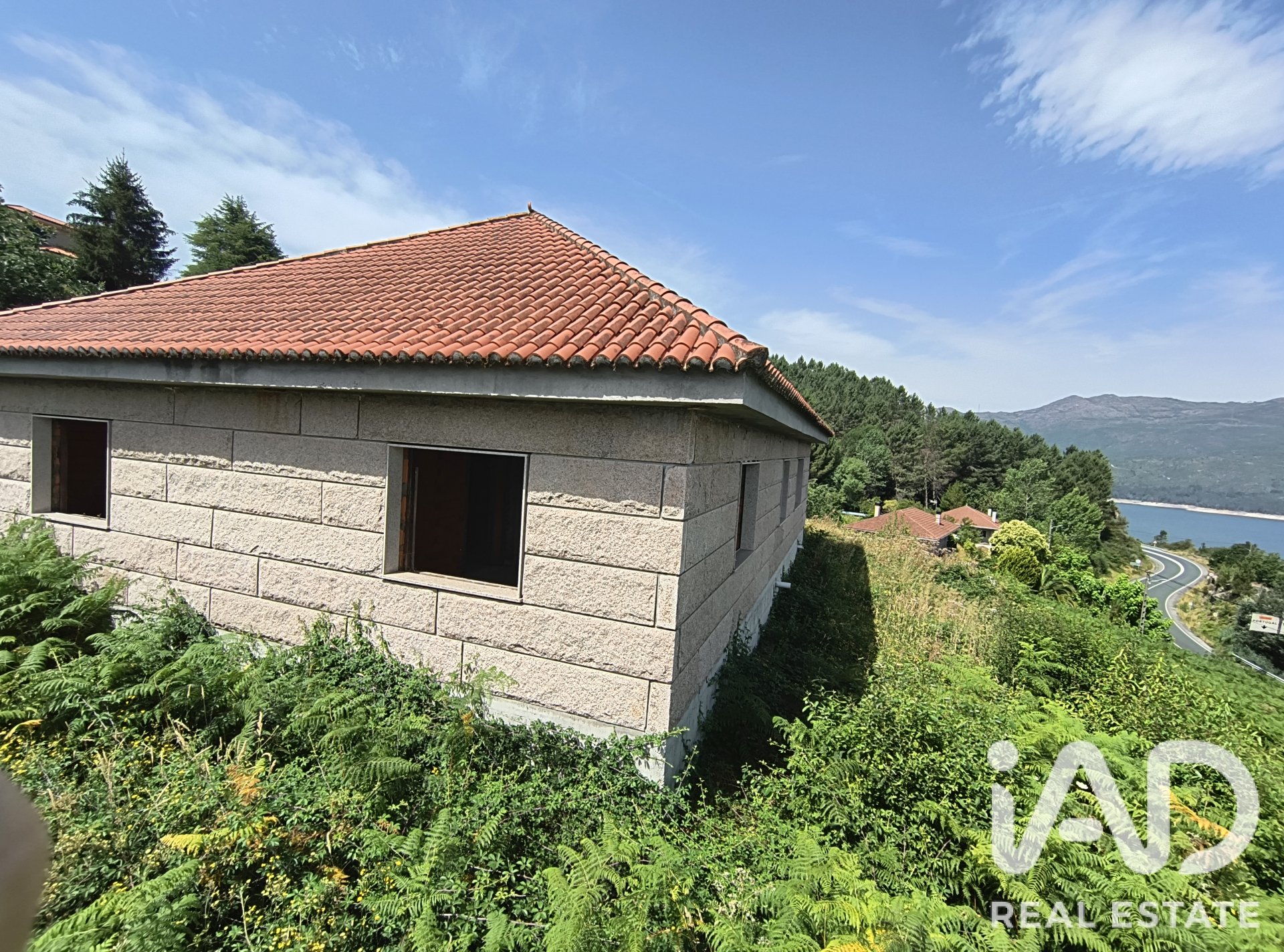 Zemes gabals Lobios, Ourense, Spānijā 8946 m2 Nr. 187897