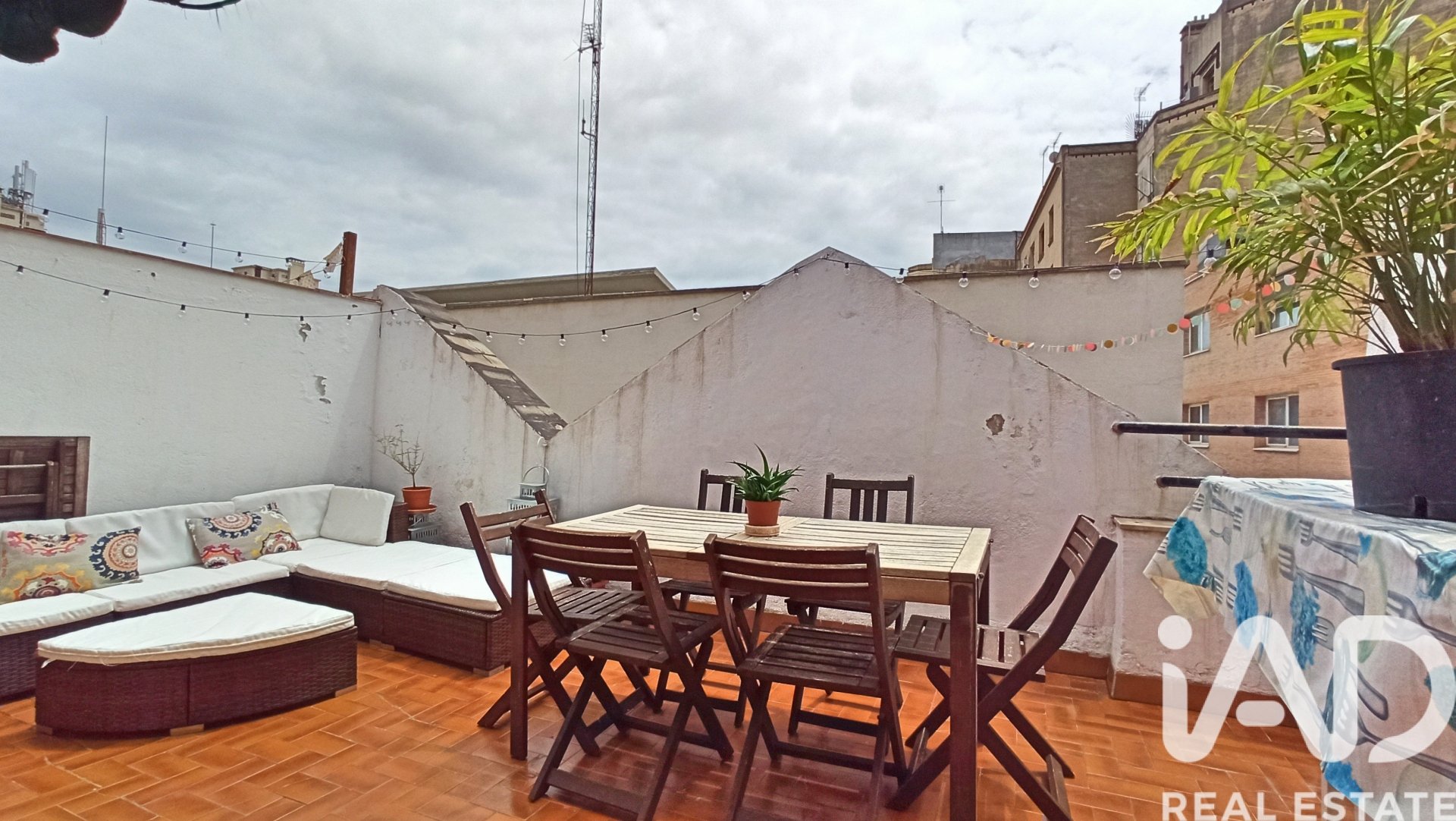Attico a Barcelona, Spagna 1 camera da letto, 55 mq. N° 188164