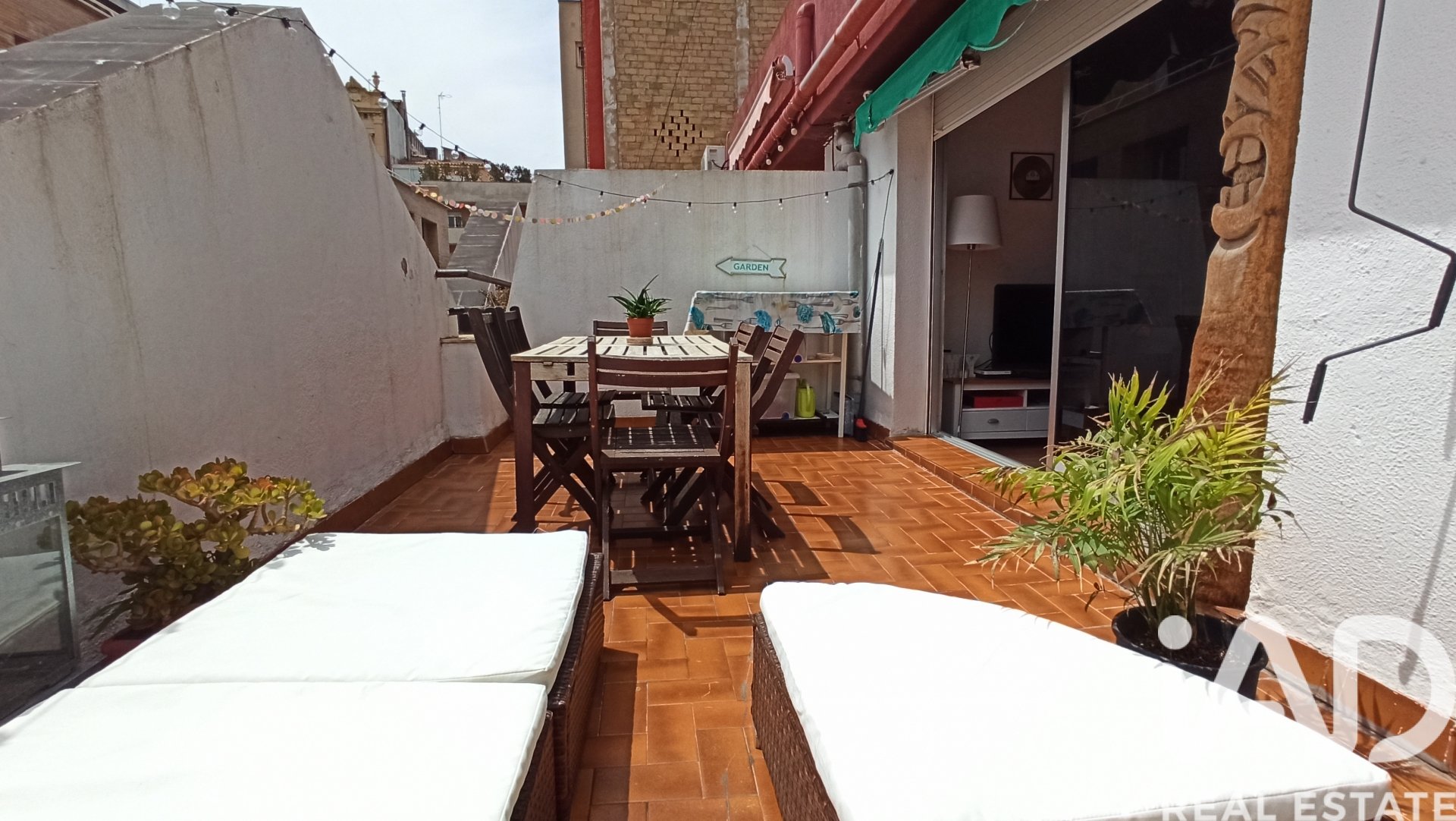 Attico a Barcelona, Spagna 1 camera da letto, 55 mq. N° 188164