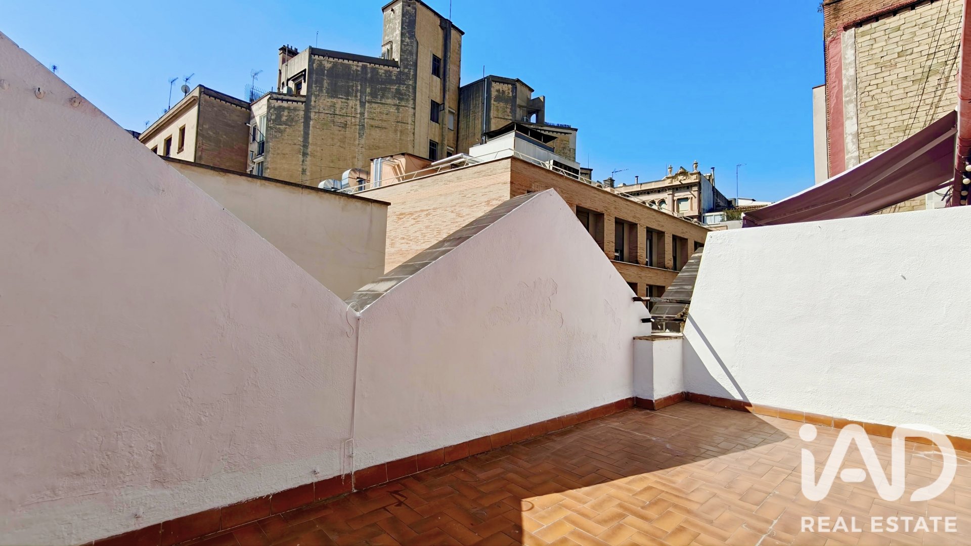 Attico a Barcelona, Spagna 1 camera da letto, 55 mq. N° 188164