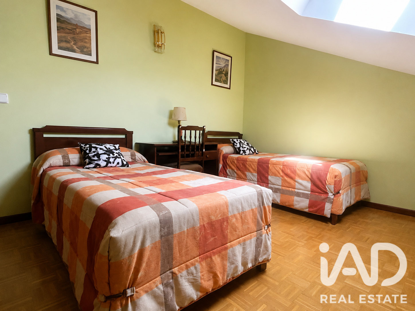 House in Burgos, Spain 6 bedrooms, 330 sq.m. No. 188161