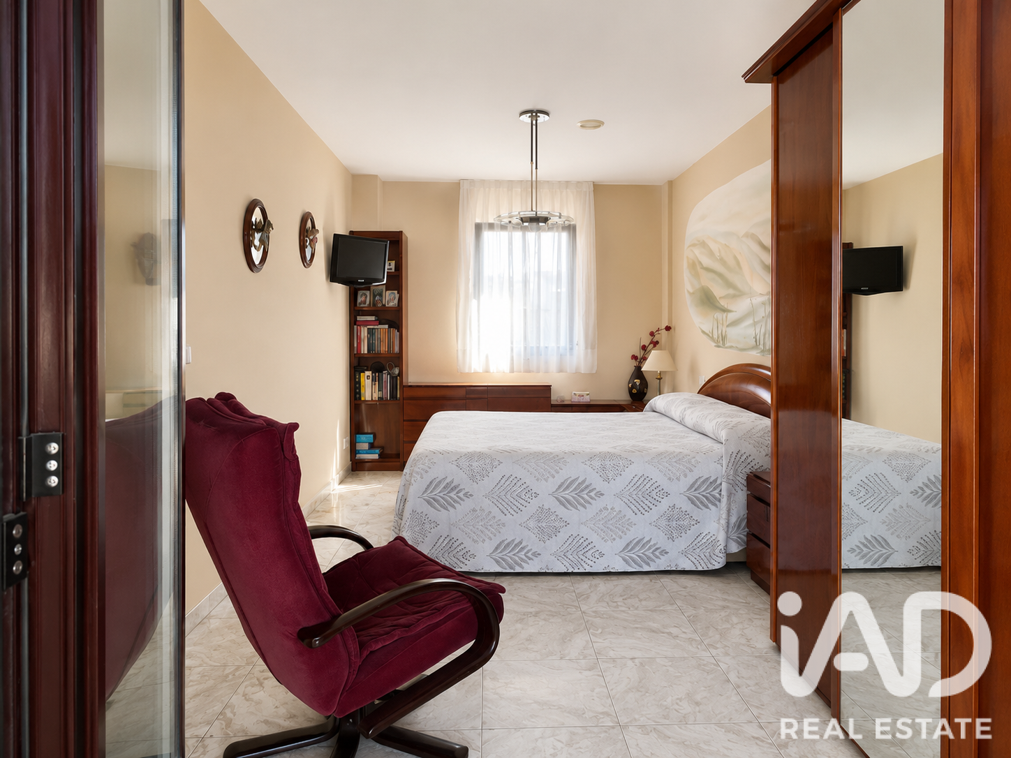 House in Burgos, Spain 6 bedrooms, 330 sq.m. No. 188161