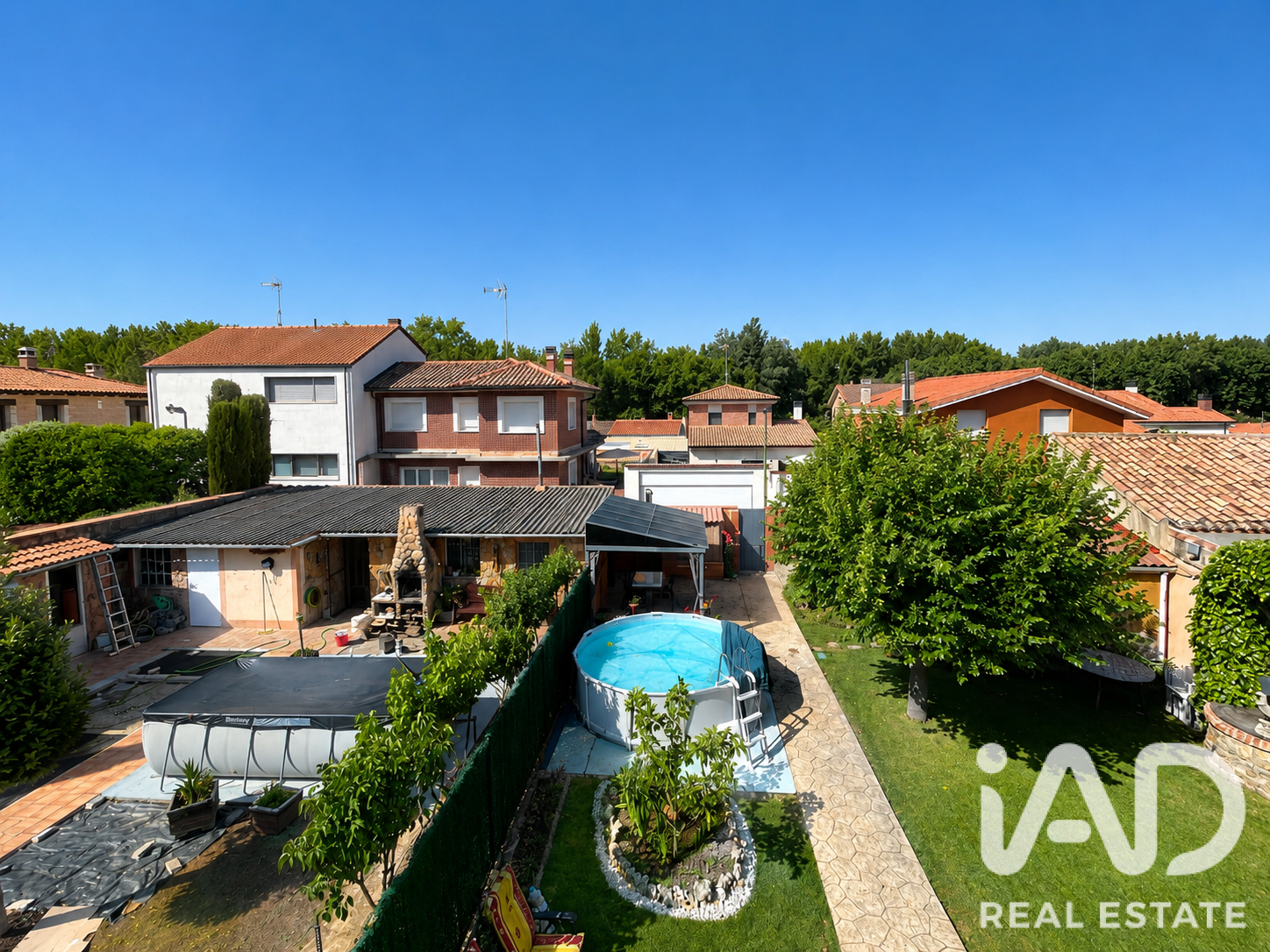 House in Burgos, Spain 6 bedrooms, 330 sq.m. No. 188161