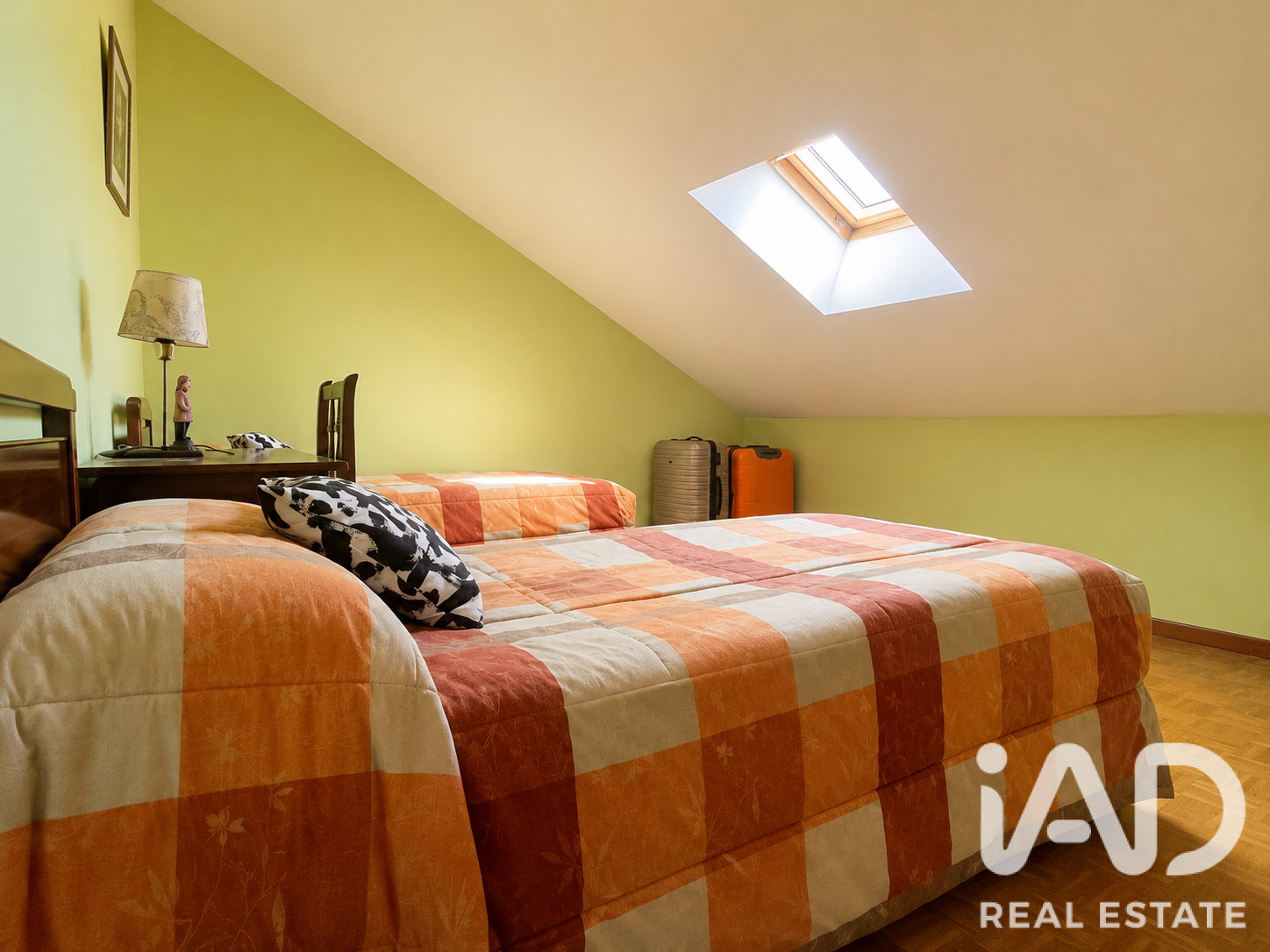 House in Burgos, Spain 6 bedrooms, 330 sq.m. No. 188161