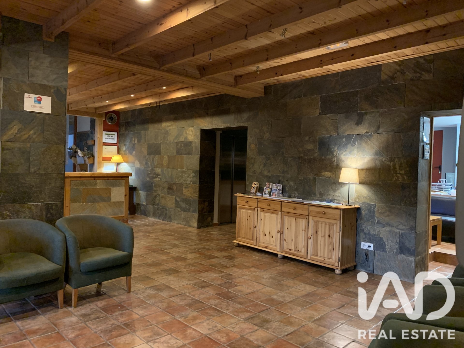 Commercial property in Alp, Girona, Spain 2731 sq.m. No. 188167