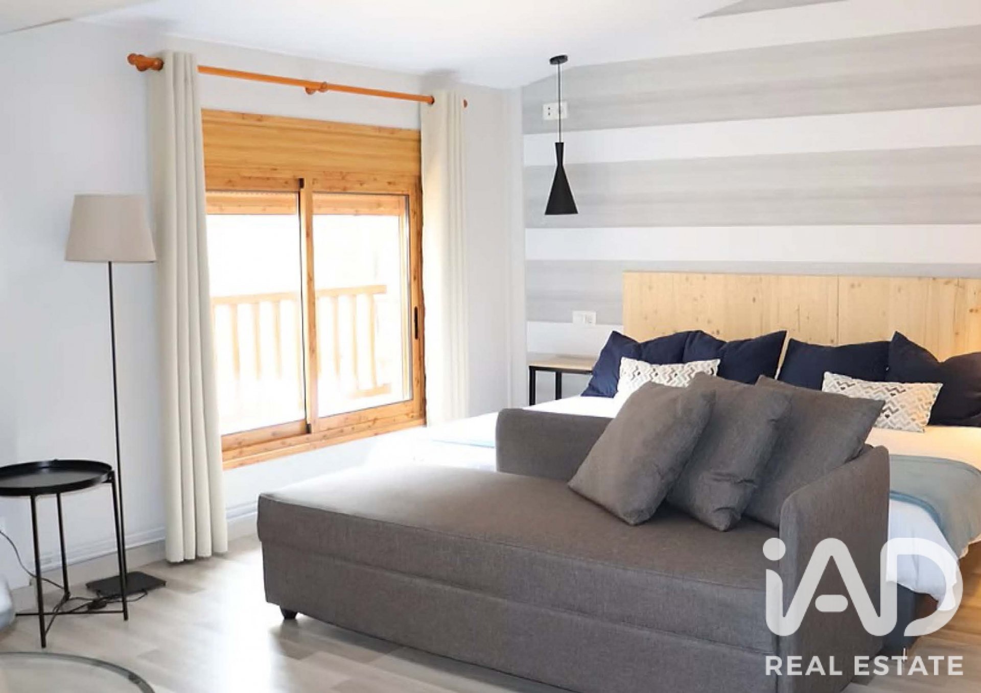 Commercial property in Alp, Girona, Spain 2731 sq.m. No. 188167