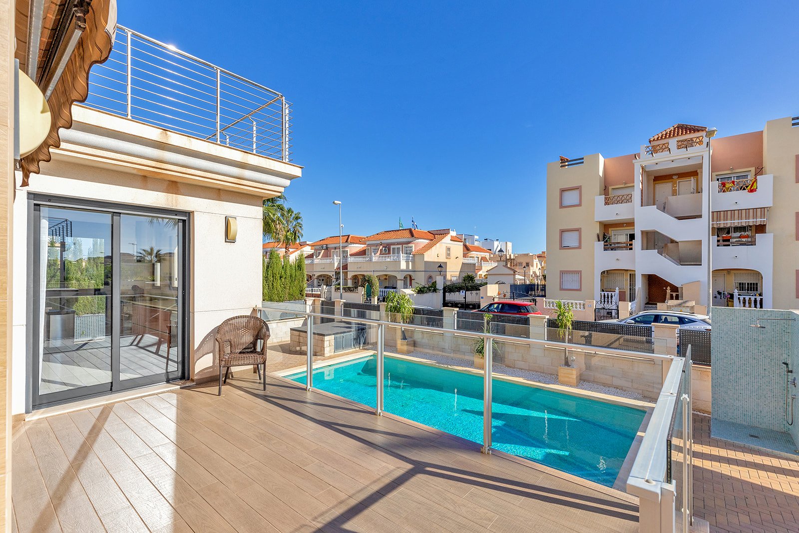 Villa in La Zenia, Alicante, Spain 5 bedrooms, 296 sq.m. No. 133952