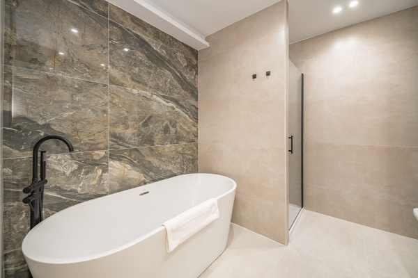 Huoneisto Madrid, Espanja 2 makuuhuonetta, 135 m2 No. 165462
