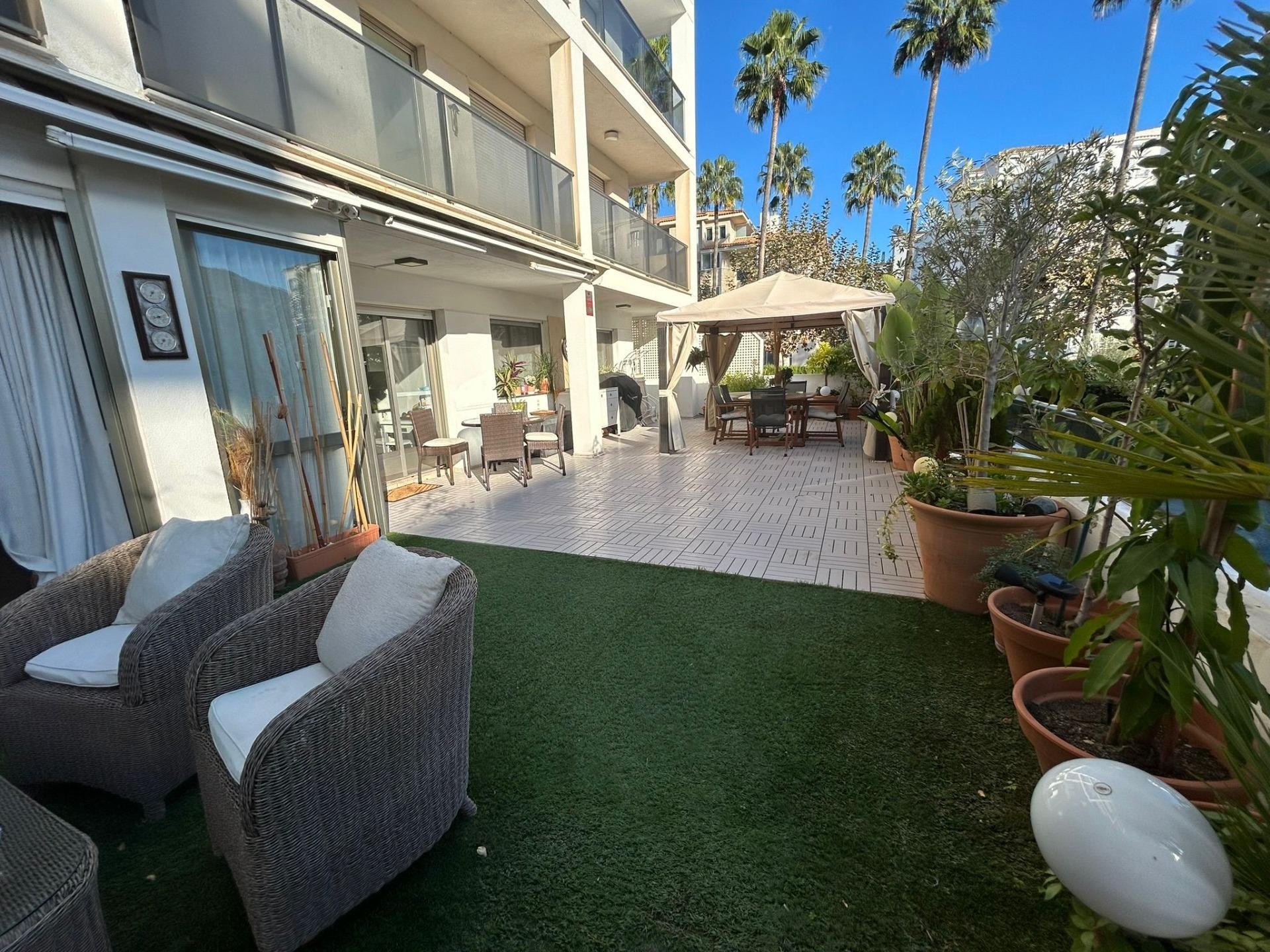 Zemes gabals Albir, Alicante, Spānijā 2 istabas, 95 m2 Nr. 165465