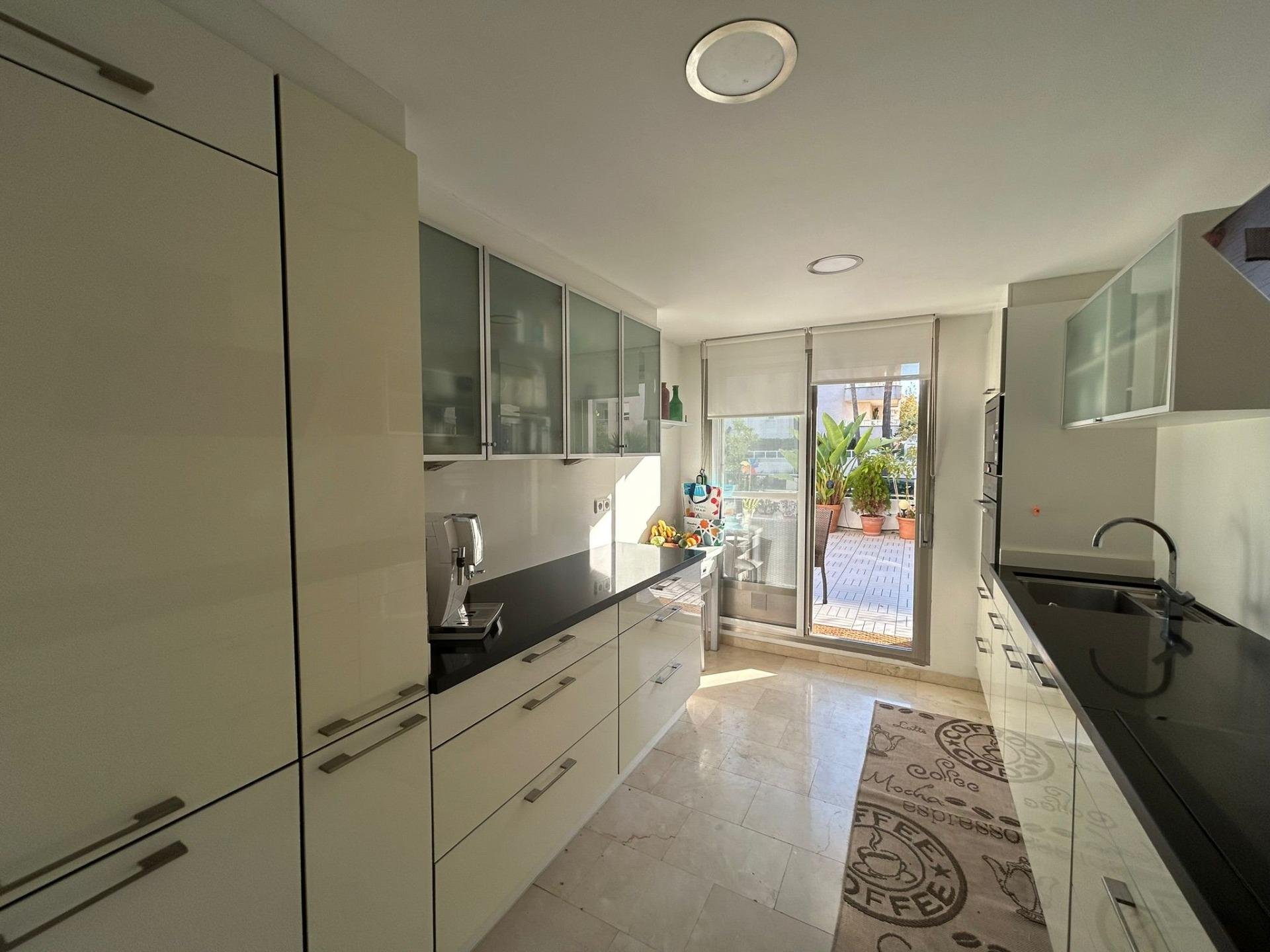 Zemes gabals Albir, Alicante, Spānijā 2 istabas, 95 m2 Nr. 165465