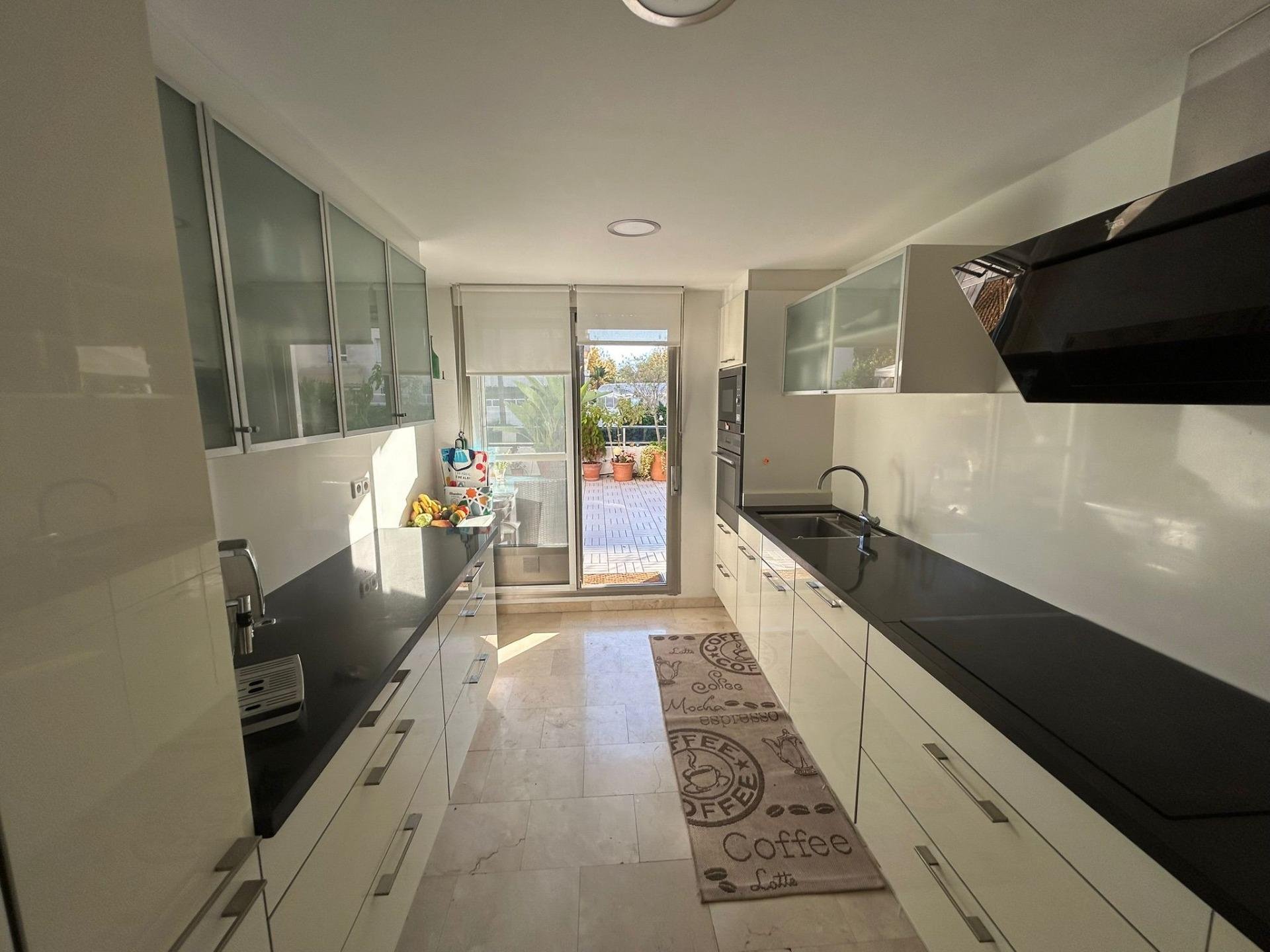 Zemes gabals Albir, Alicante, Spānijā 2 istabas, 95 m2 Nr. 165465