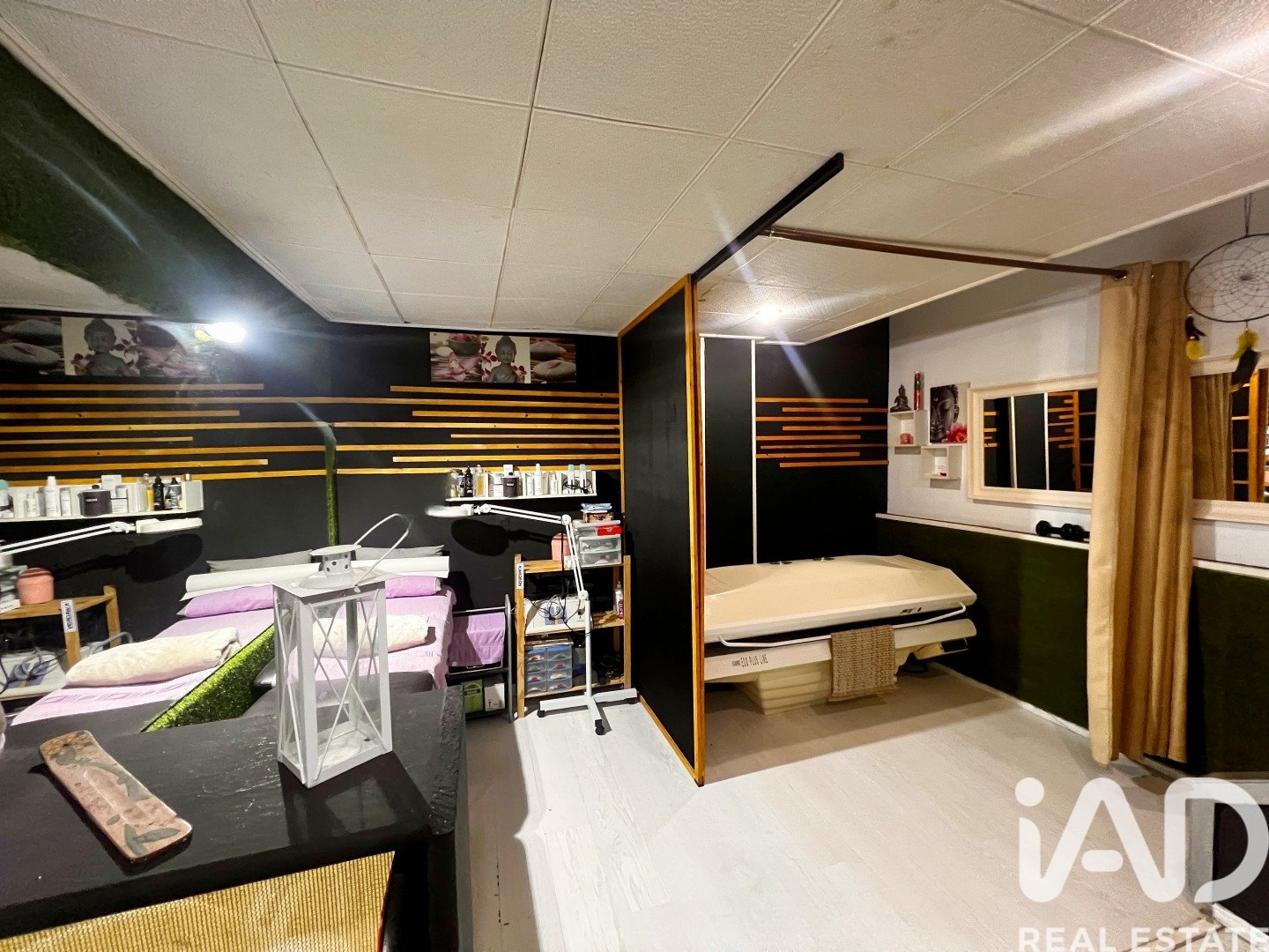 Commercial property in Vallirana, Barcelona, Spain 4 bedrooms, 84 sq.m. No. 185362