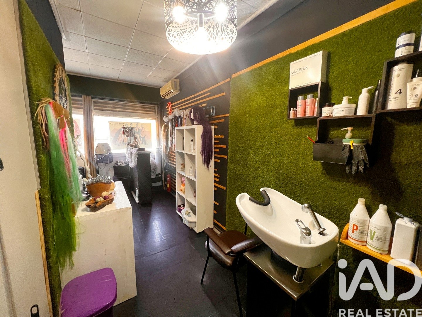 Commercial property in Vallirana, Barcelona, Spain 4 bedrooms, 84 sq.m. No. 185362