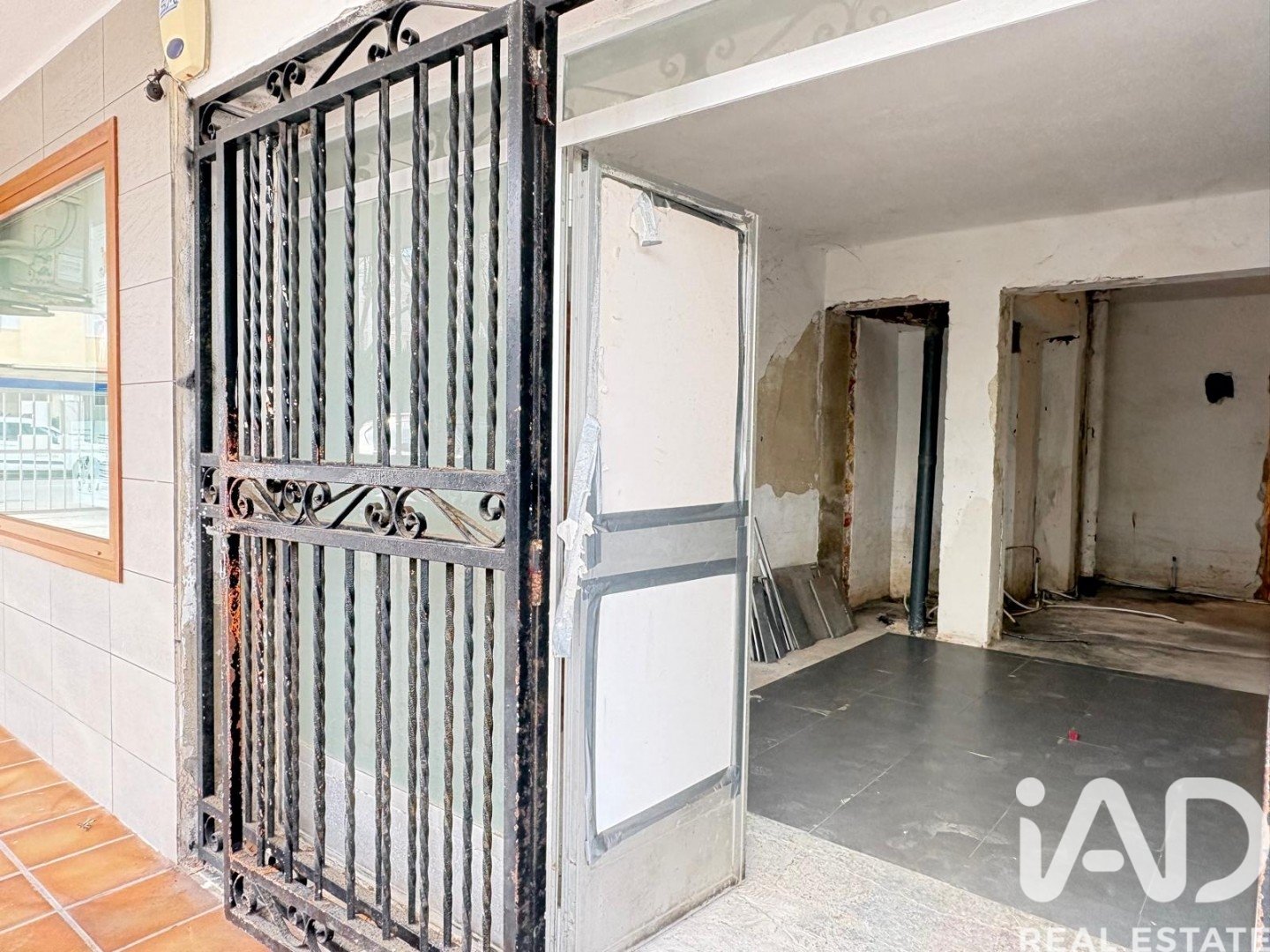 Propiedad comercial en Jávea, Alicante, España 84 m2 No. 185360