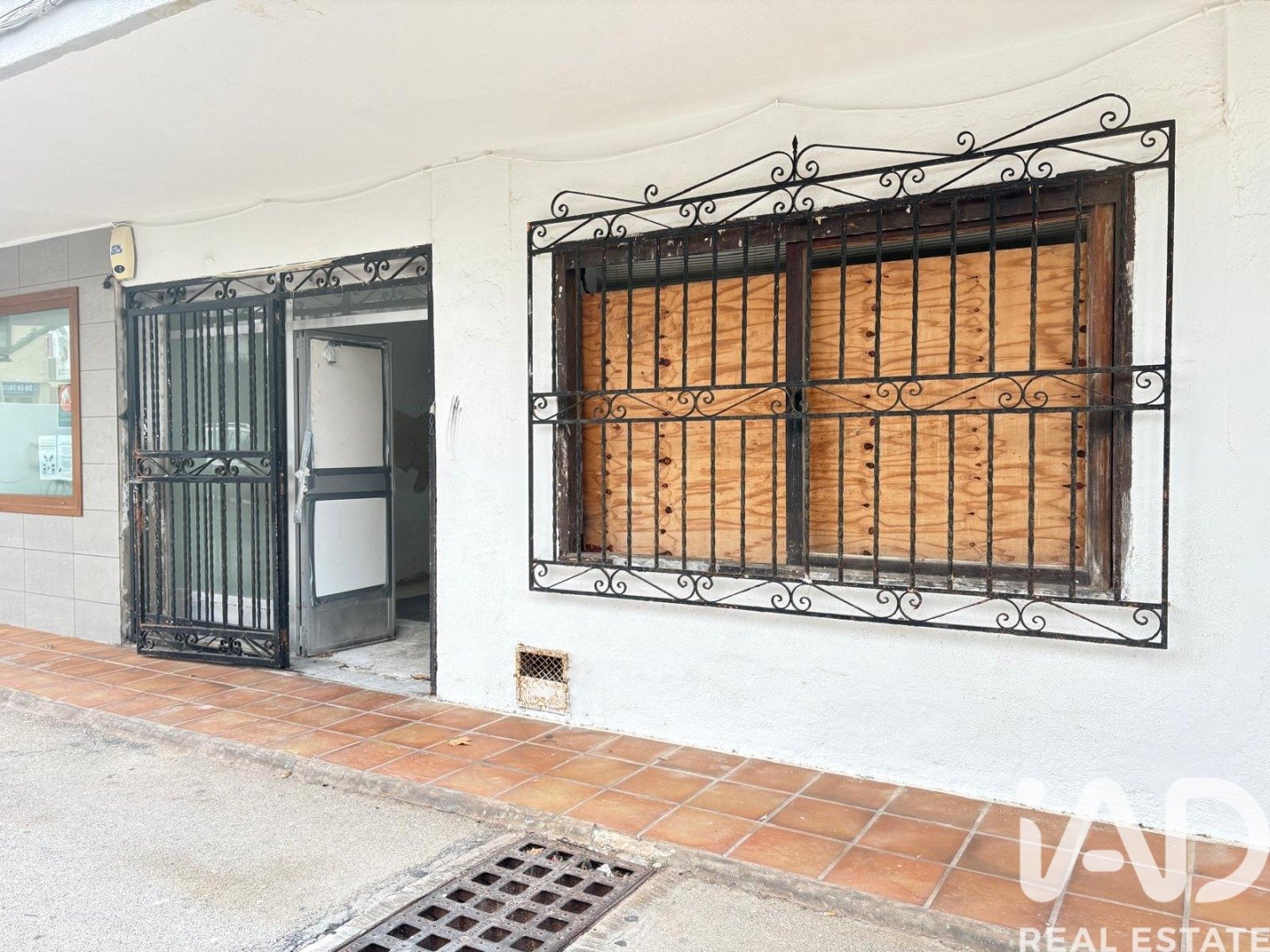 Propiedad comercial en Jávea, Alicante, España 84 m2 No. 185360