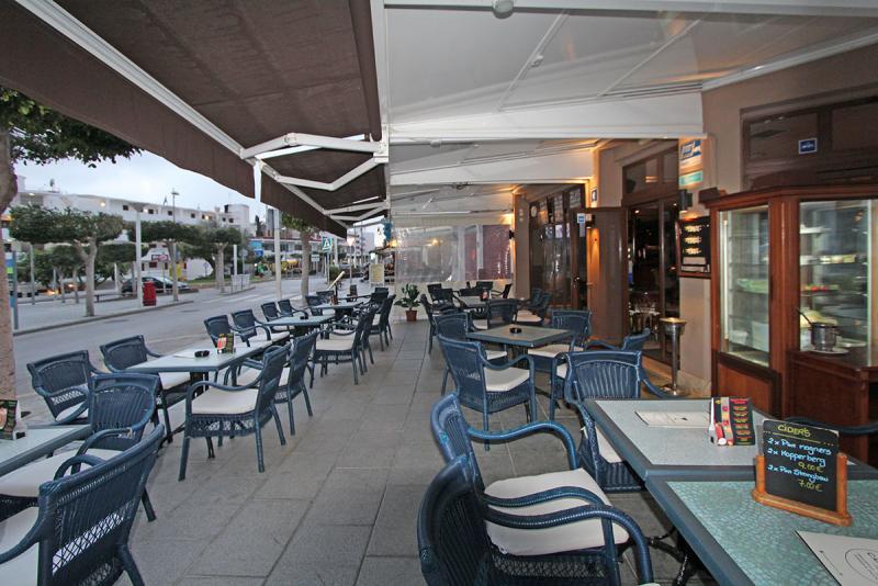 Liikekiinteistö Santa Ponsa, Mallorca, Espanja 90 m2 No. 103286