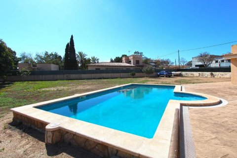 Huvila Santa Ponsa, Mallorca, Espanja 5 makuuhuonetta, 300 m2 No. 103284